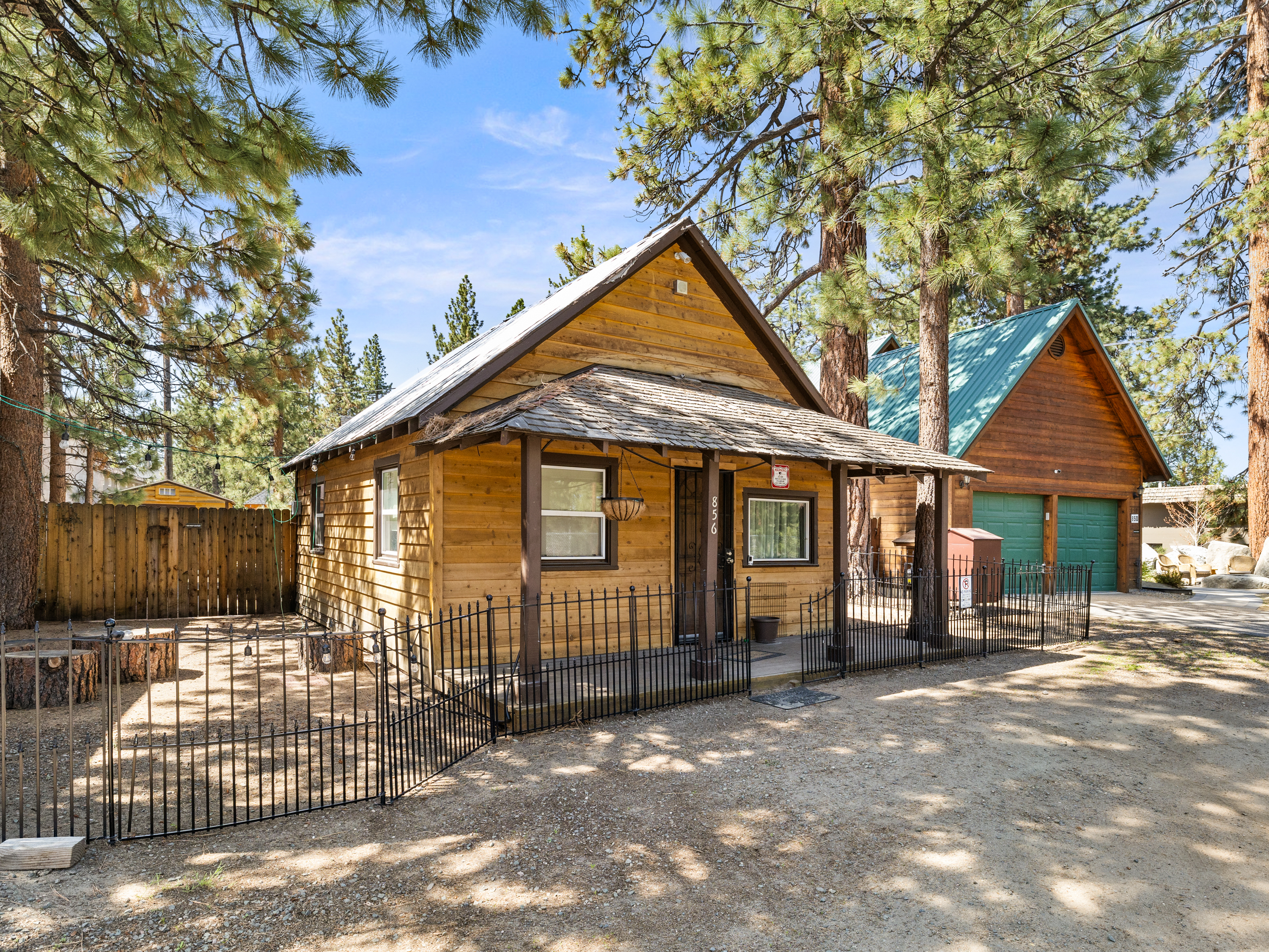 Cabin in the Heart of Stateline