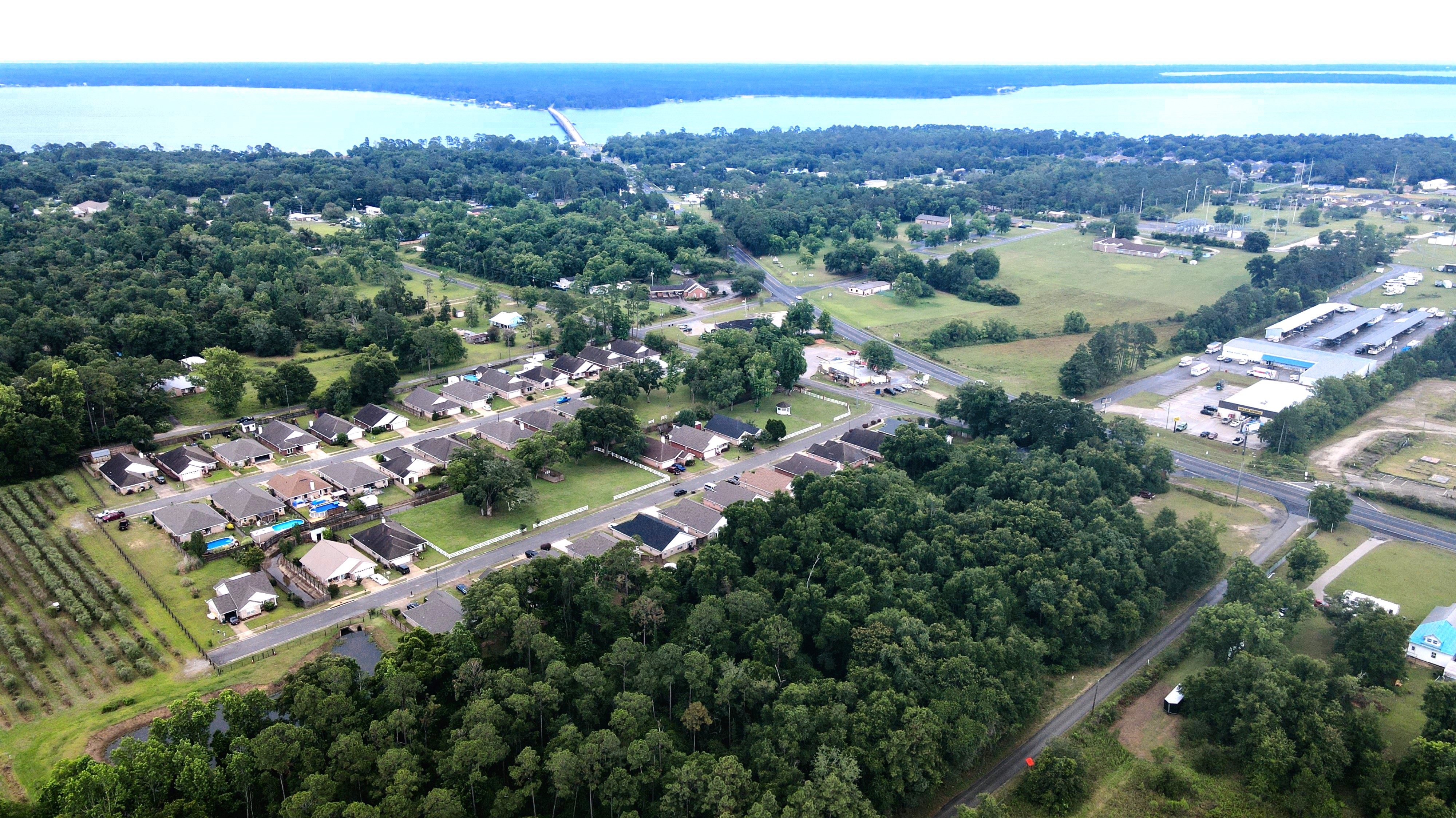 Powell Ln, Lillian, AL 36549