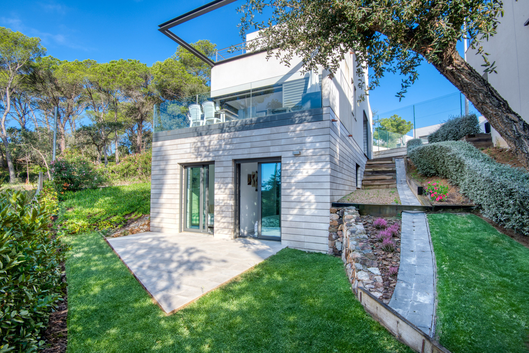 Detached house with sea views near Llafranc