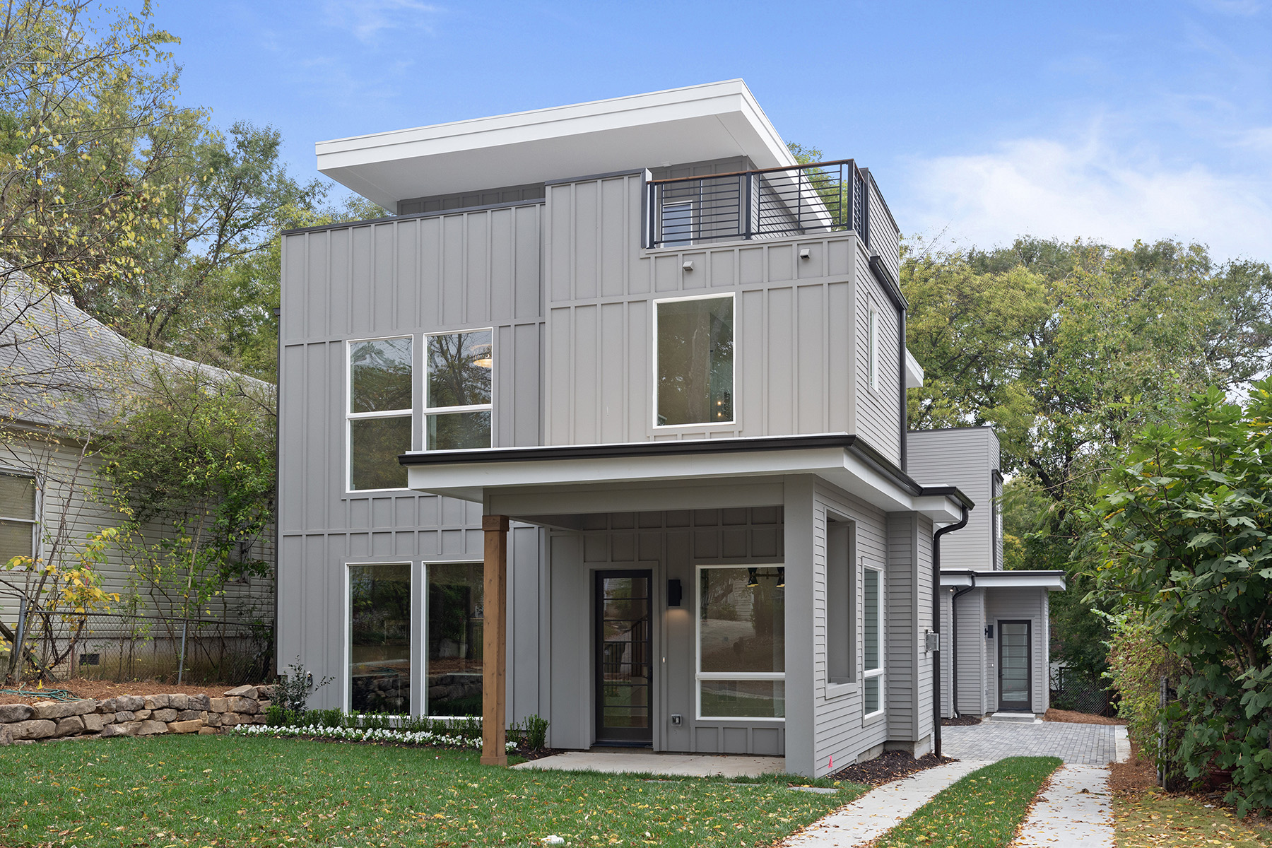 Stunning New Construction Townhome Near Midtown