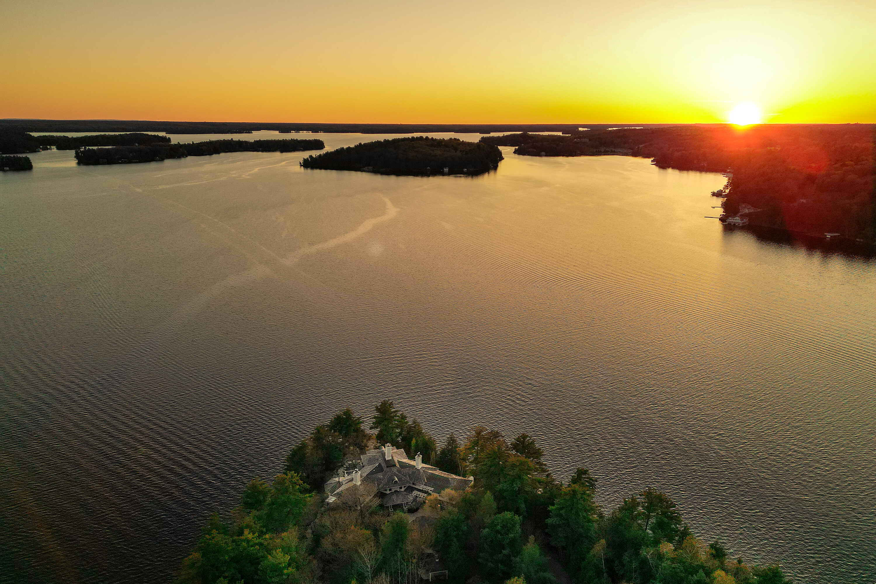 Private Lake Muskoka Estate