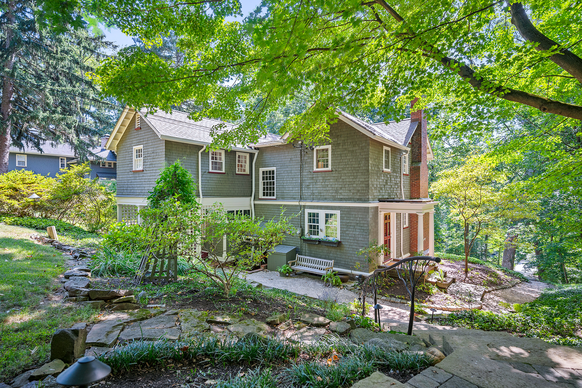 325 Sycamore Road, Sewickley, PA 15143