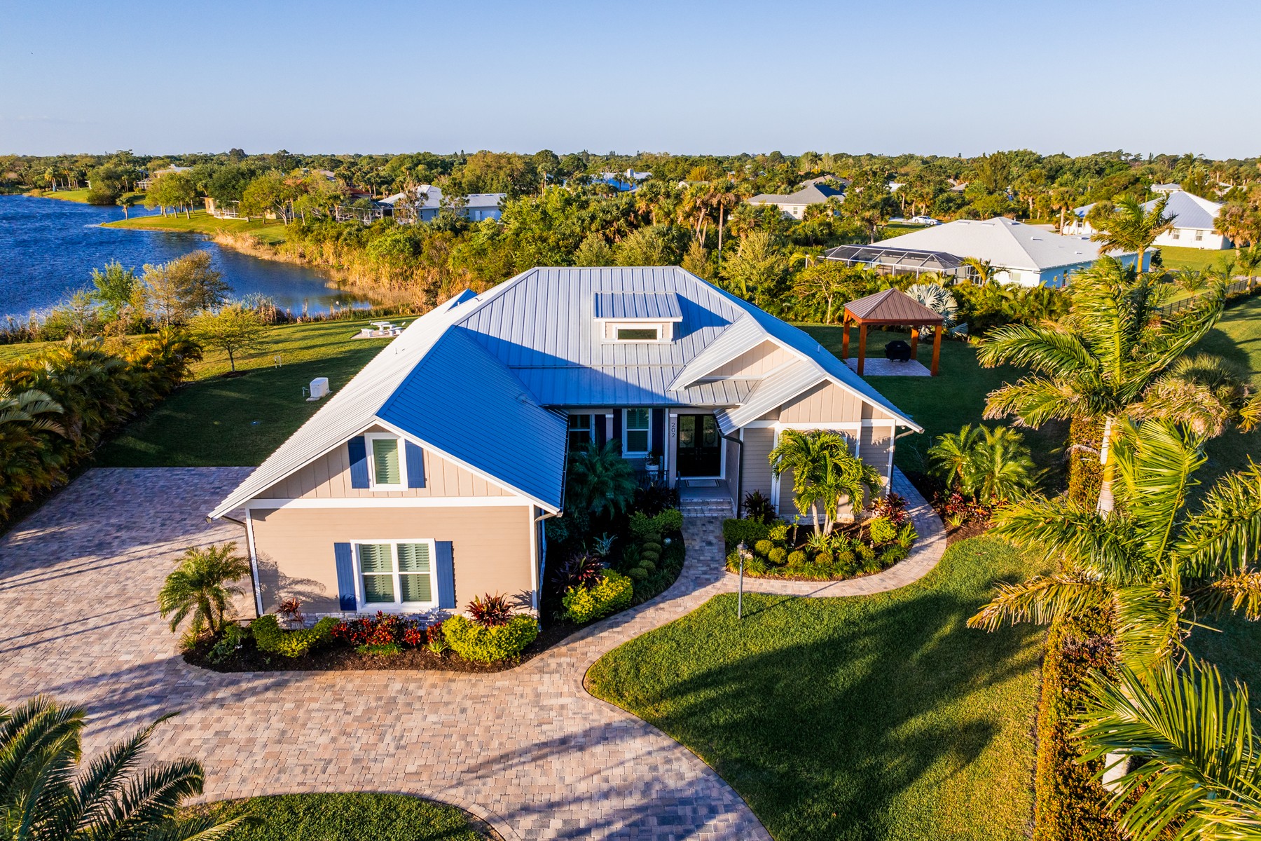 202 Banks Court, Sebastian, FL