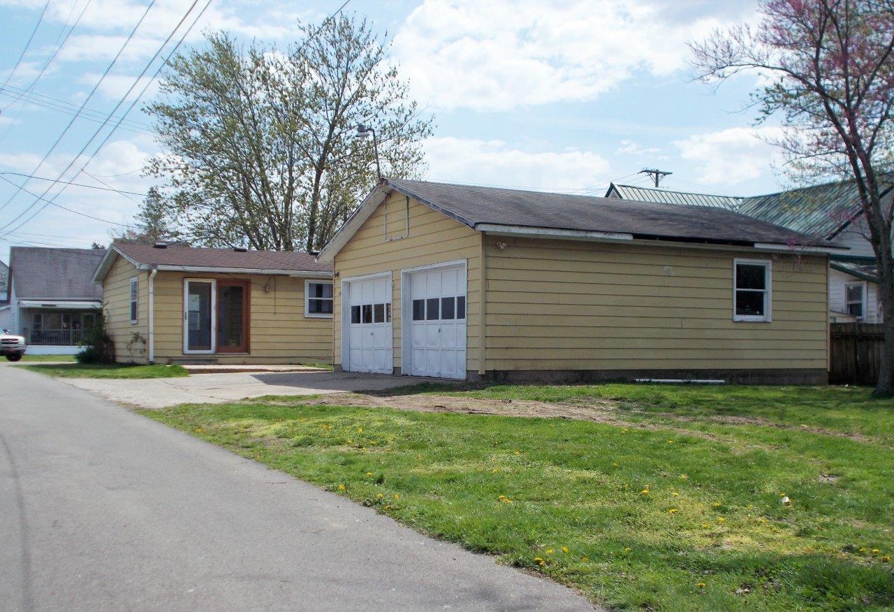 Poplar St, North Vernon, IN 47265 #1