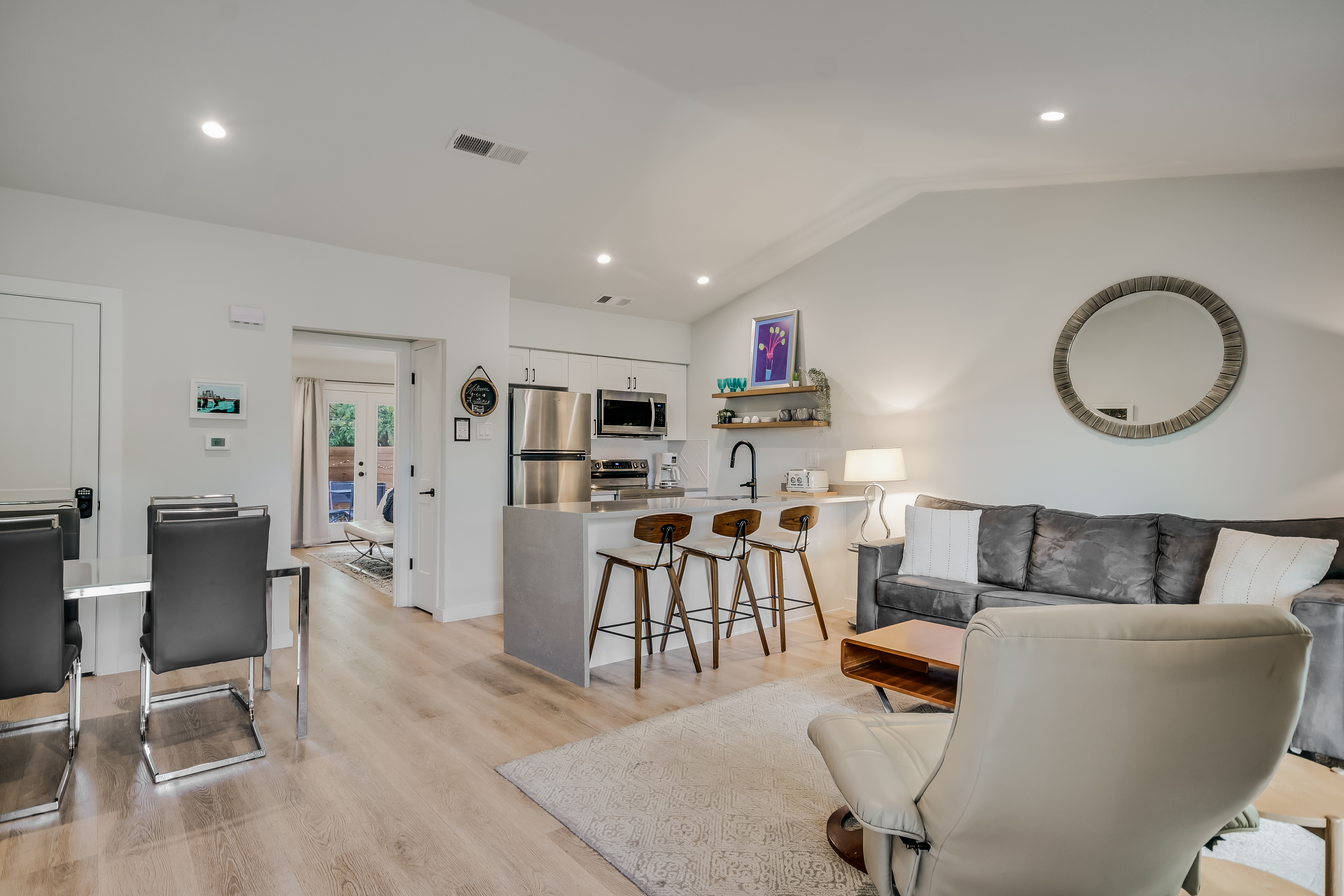 Rare Zilker Park find Condo