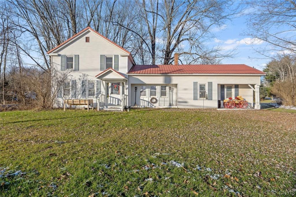 Kibbie Lake Rd, Constantia, NY 13044