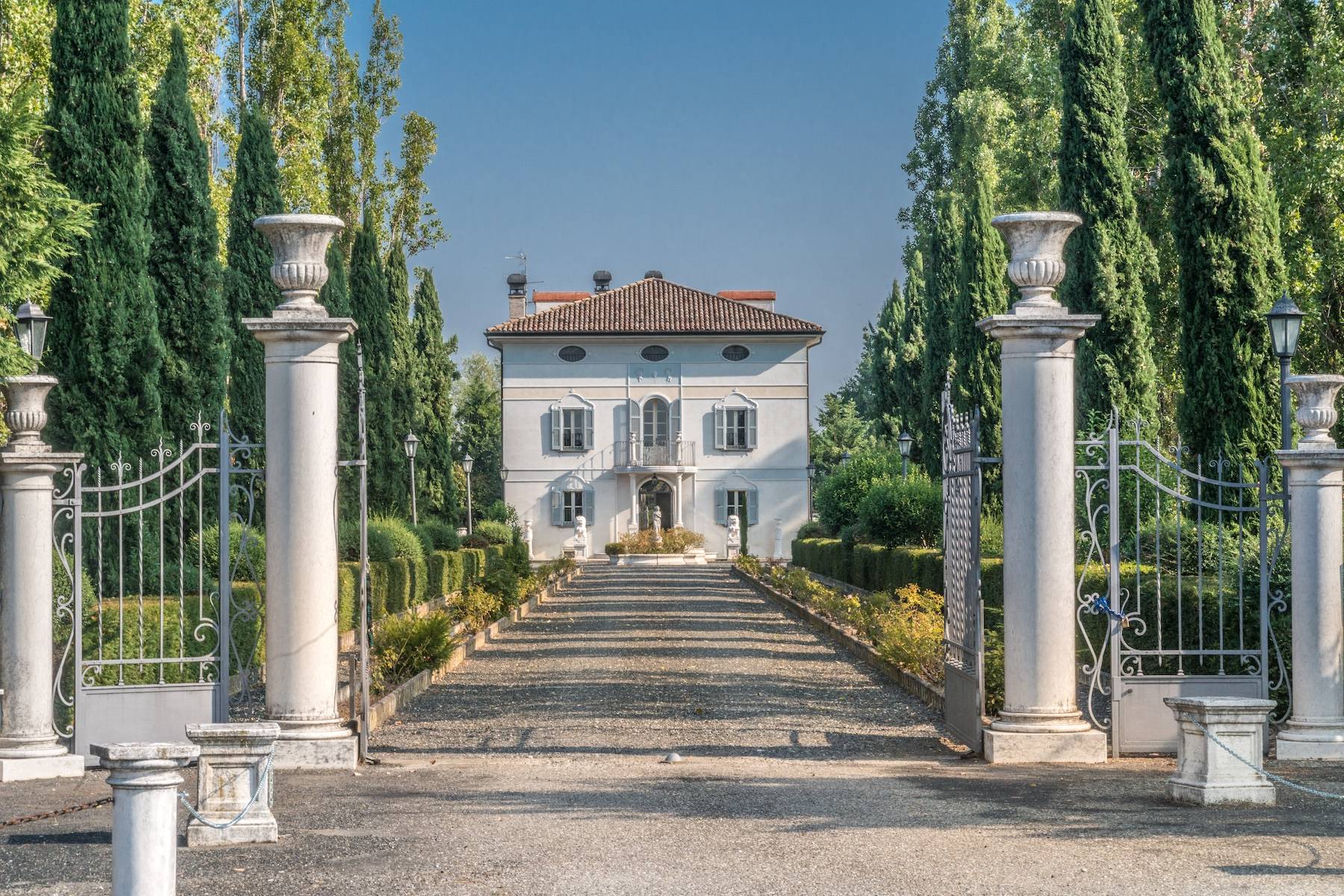 Prestigious historical villa in the in the countryside of Reggio Emilia ...