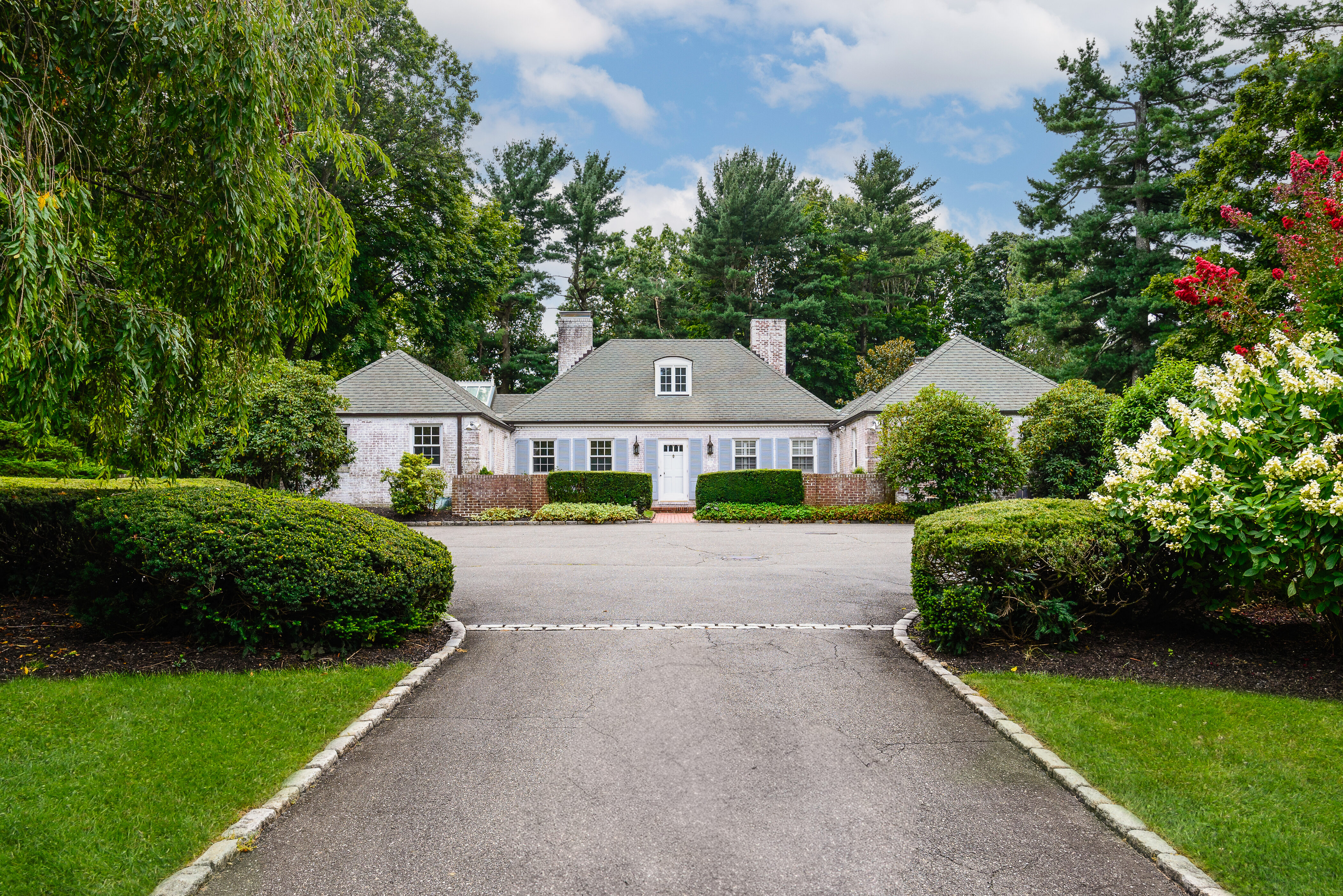 88 Weir Lane, Locust Valley, NY, 11560