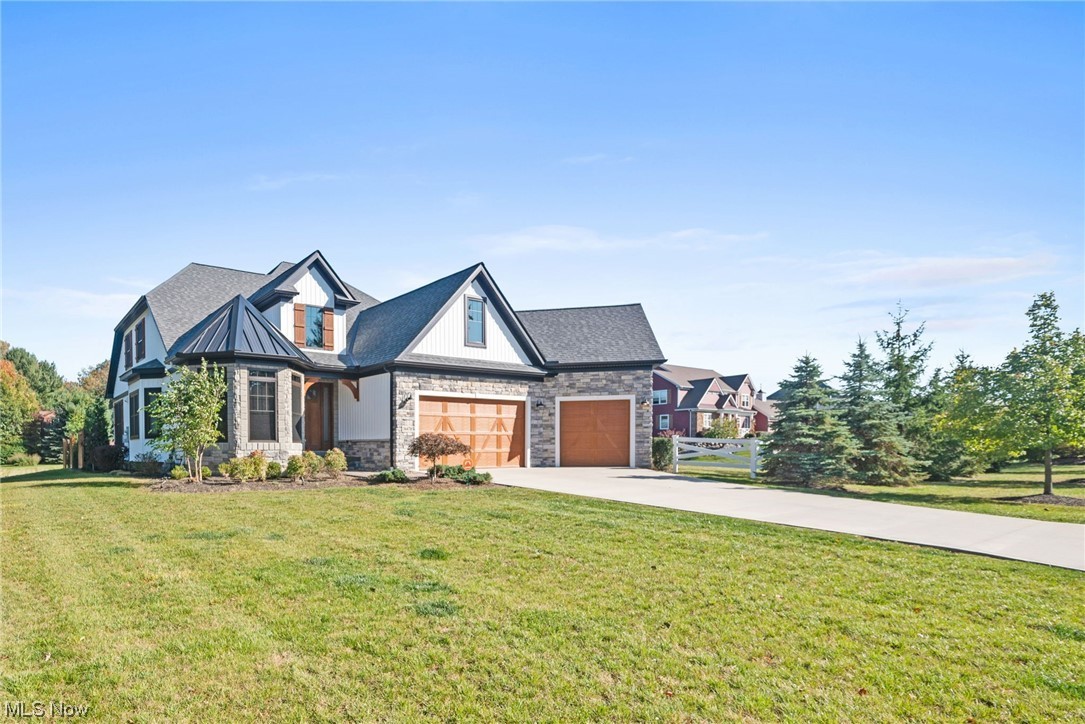 36470 Maplegrove Rd, Willoughby Hills, OH 44094