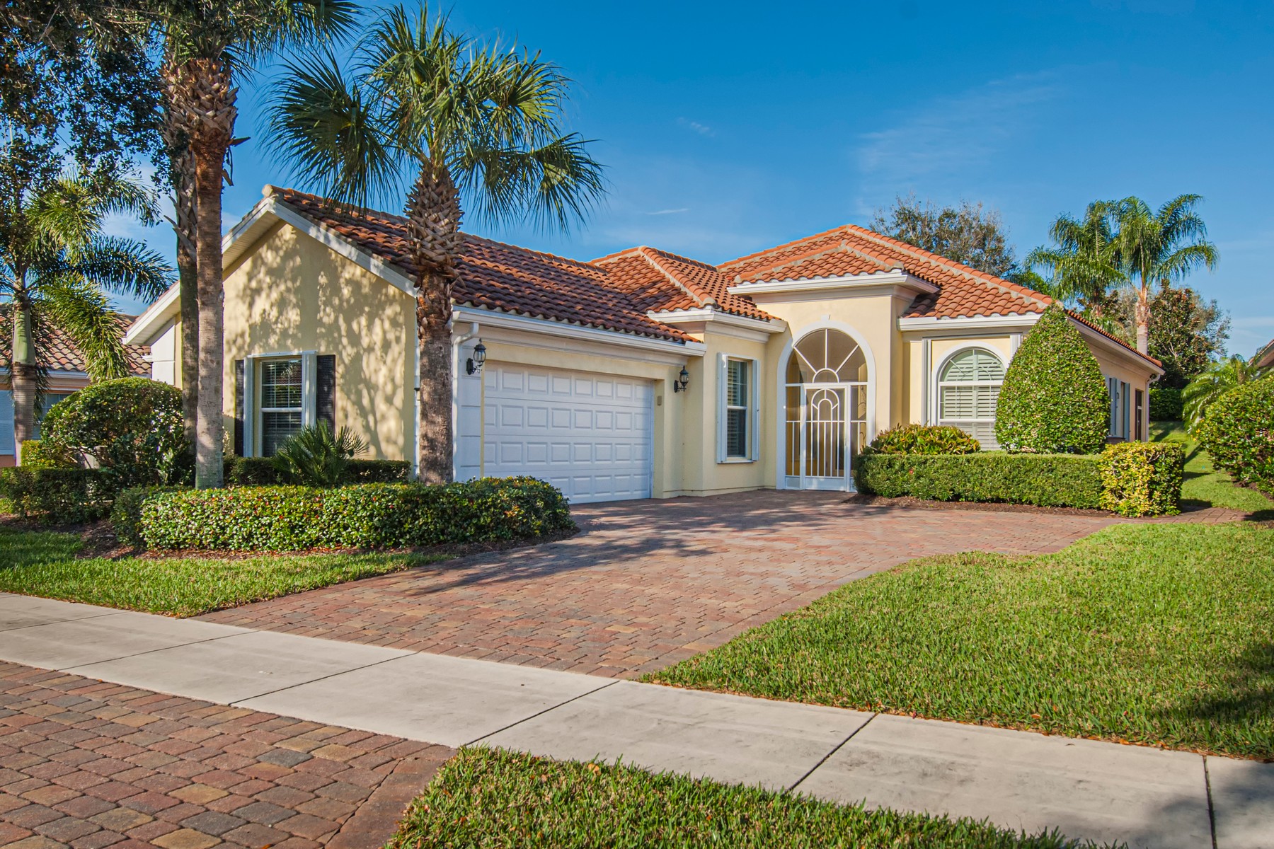 5189 Eleuthra Circle, Vero Beach, FL