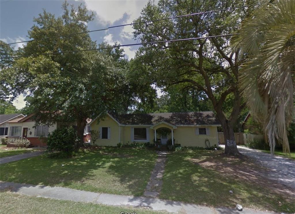 5th St, Lake Charles, LA 70601