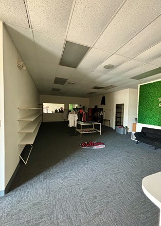 Suite C interior