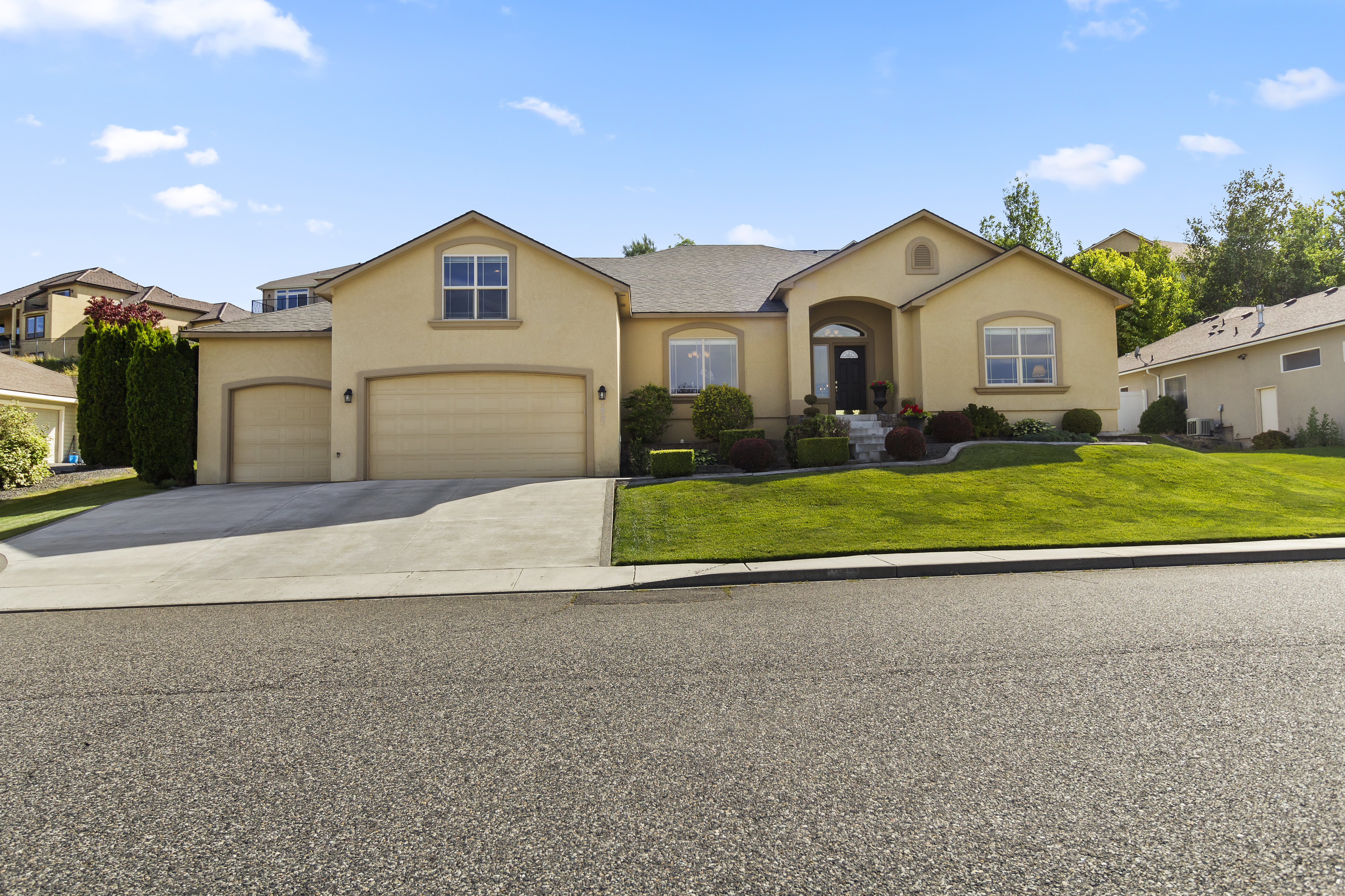 Quiet Living with Expansive Backyard in Westcliffe