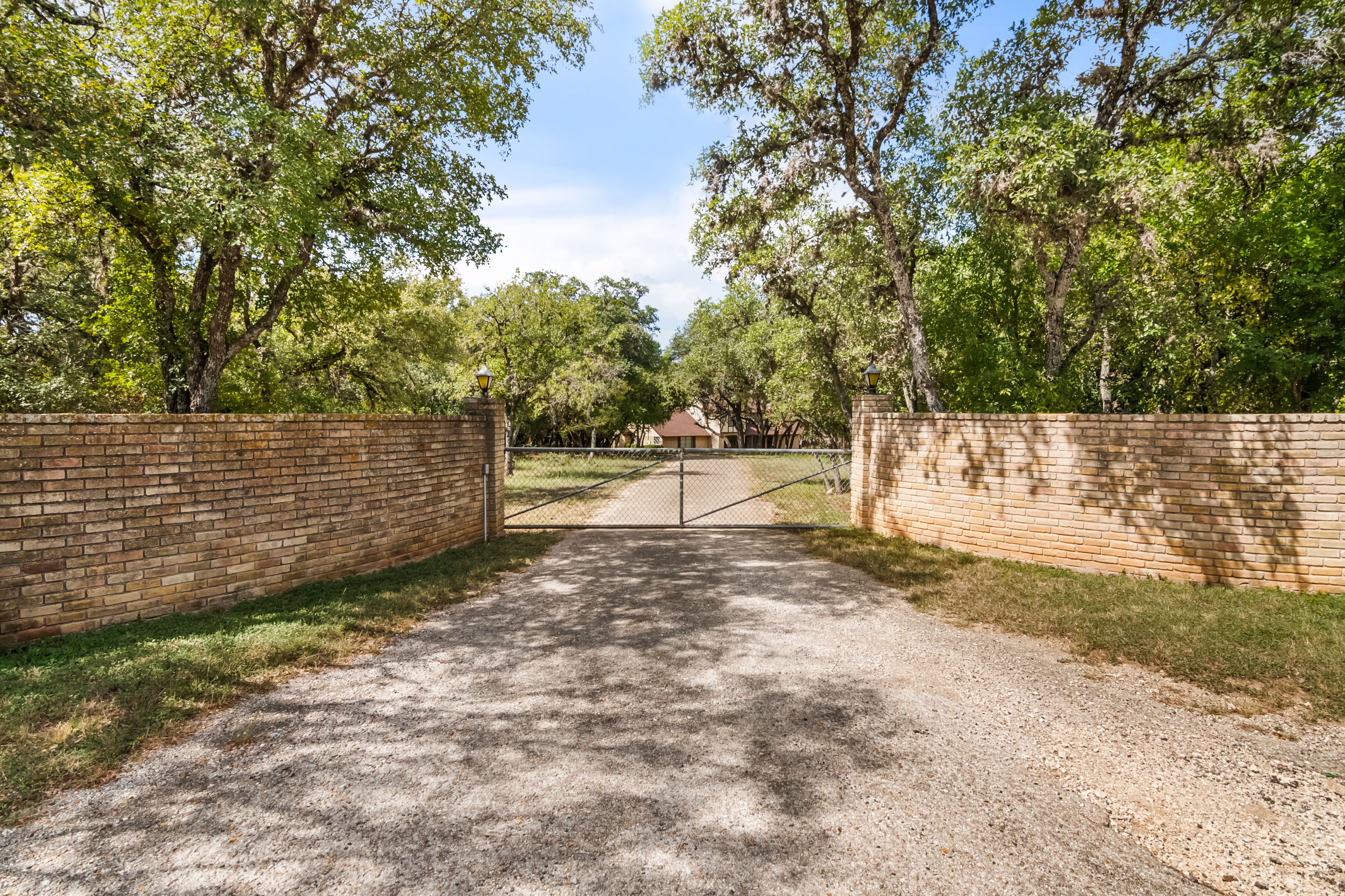 10289 White Bonnet Street, San Antonio, TX 78240