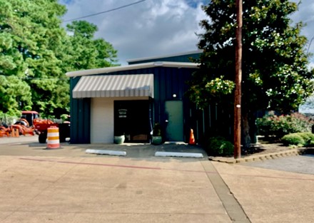 Front entry and lobby access