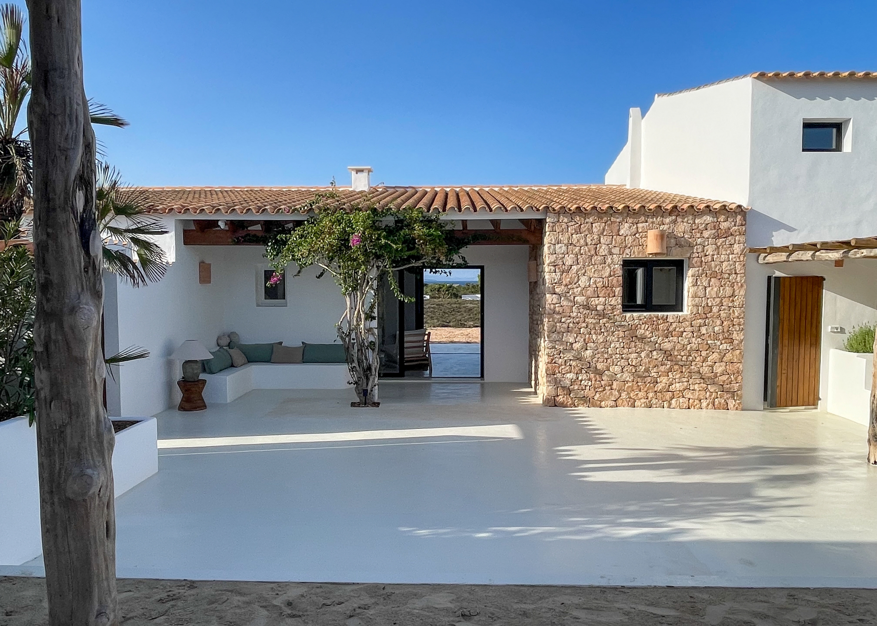 Luxury Seaview Villa in Cala e