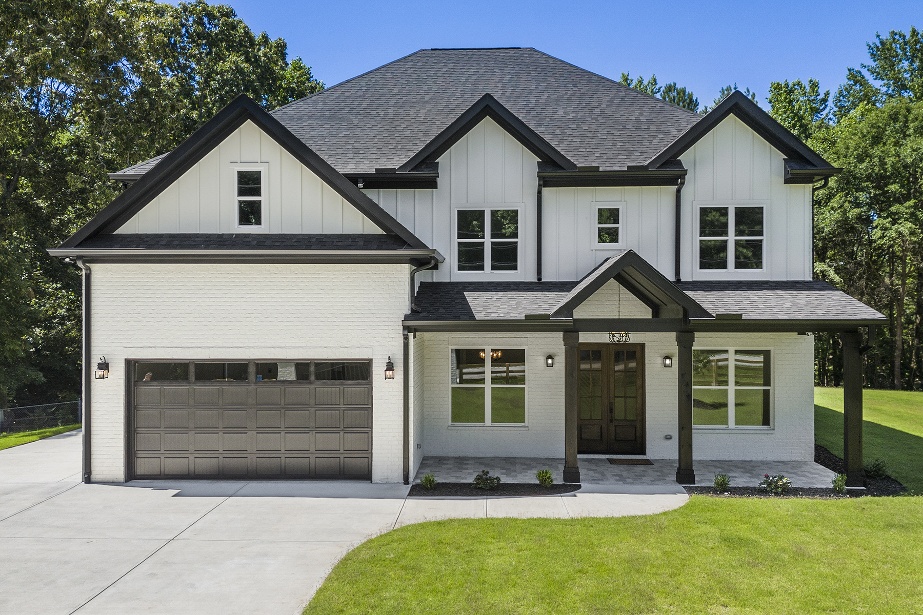 Luxurious New Construction Home In Buford