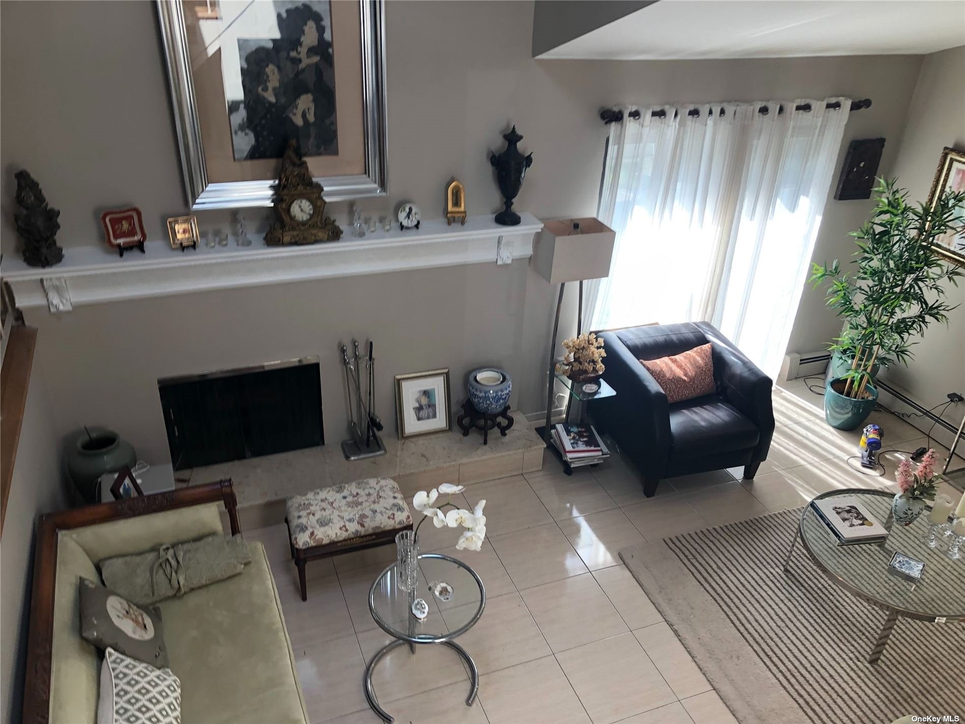 78 Barry Ln, Syosset, NY 11791