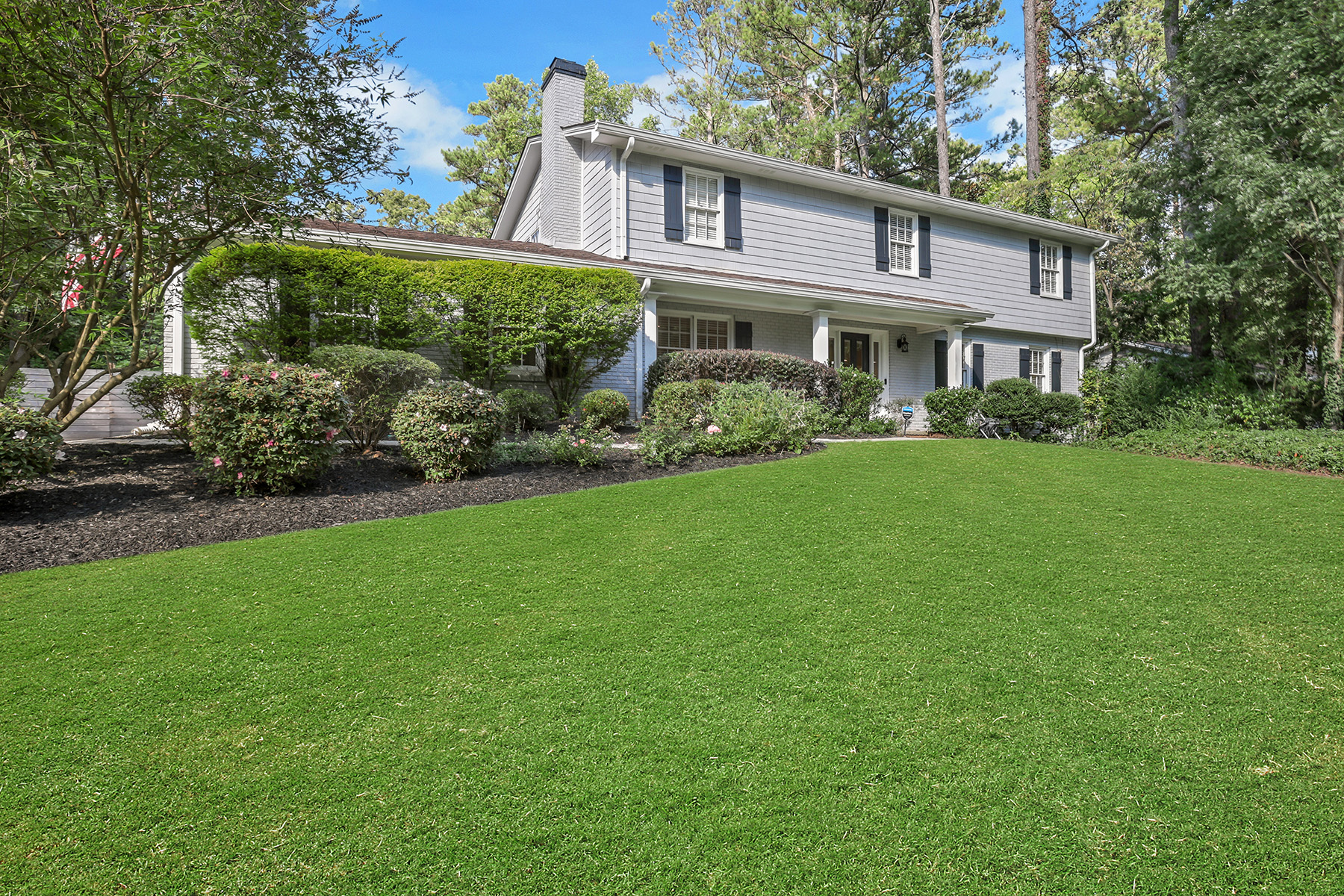 Stunning Updated Home On Private Half Acre In Sandy Springs