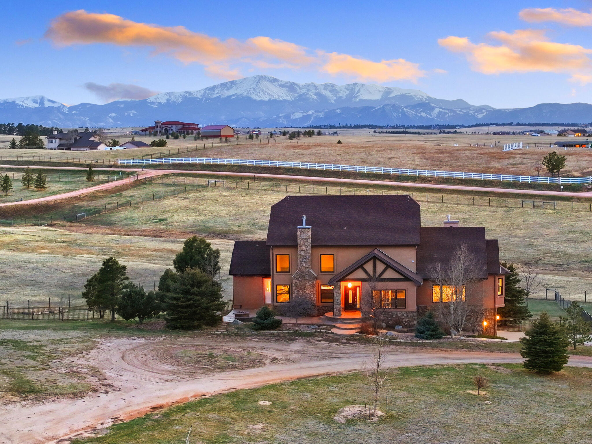 Stunning Luxury Equestrian Estate