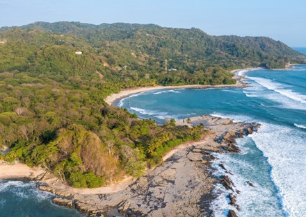 Tropical Paradise Found: Prime Investment Opportunity in Mal Pais