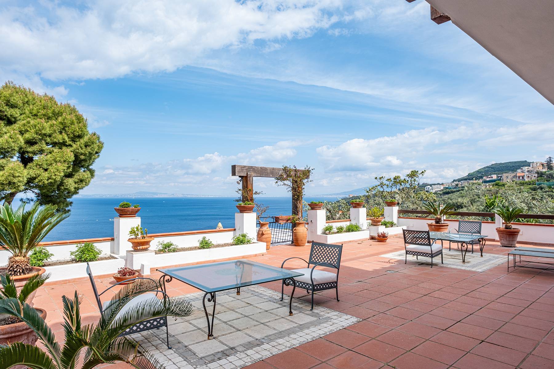 Panoramic villa with pool and garden in the heart of the Sorrento Coast