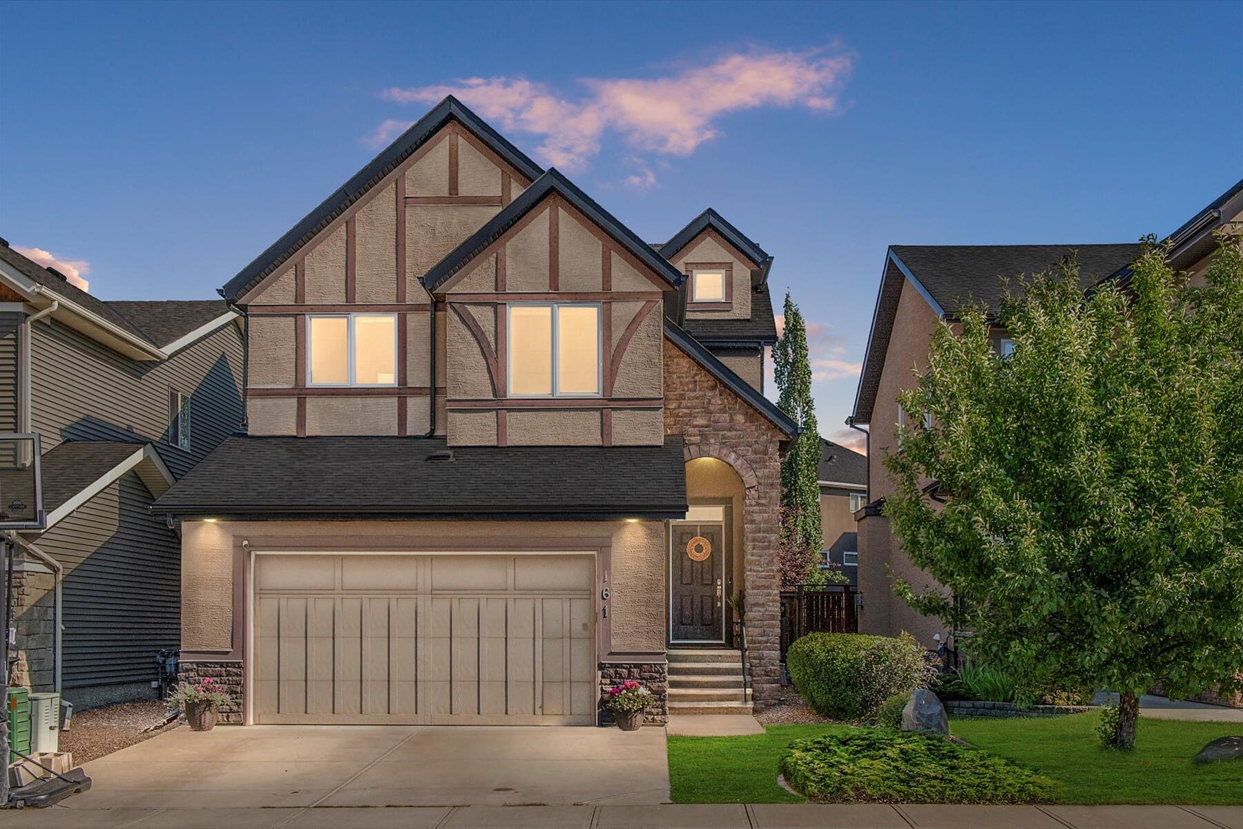 Immaculate Aspen Woods Home