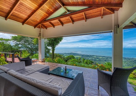 B and B Opportunity with incredible views in Bejuco, Uvita