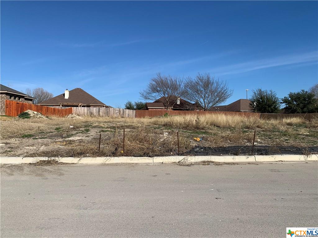 Slippery Elm Dr, Nolanville, TX 76559