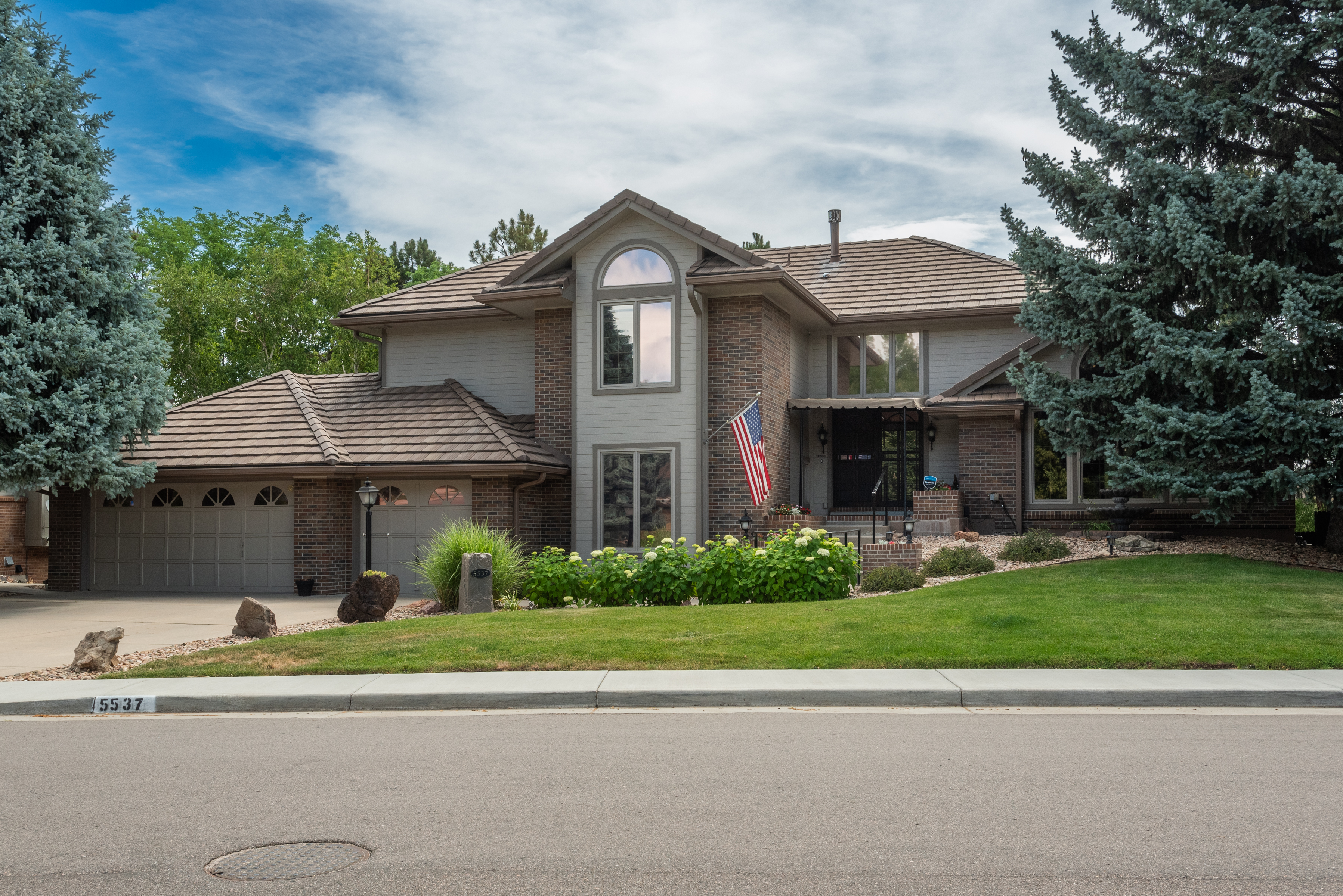 Heritage Greens Home with Sunroom, Spa Room, and Updated Features