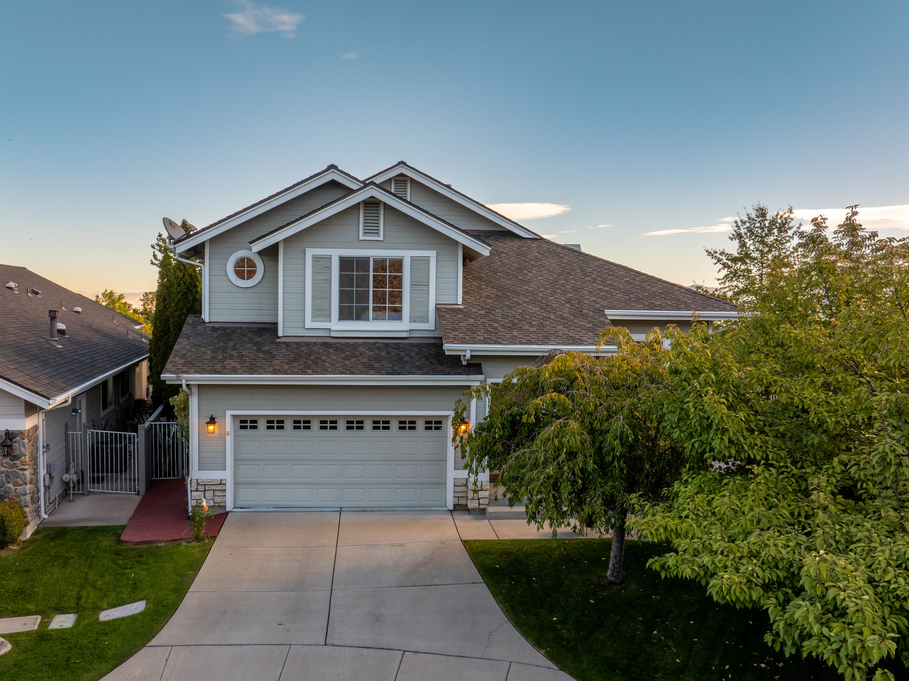 Timeless City View Carriage House