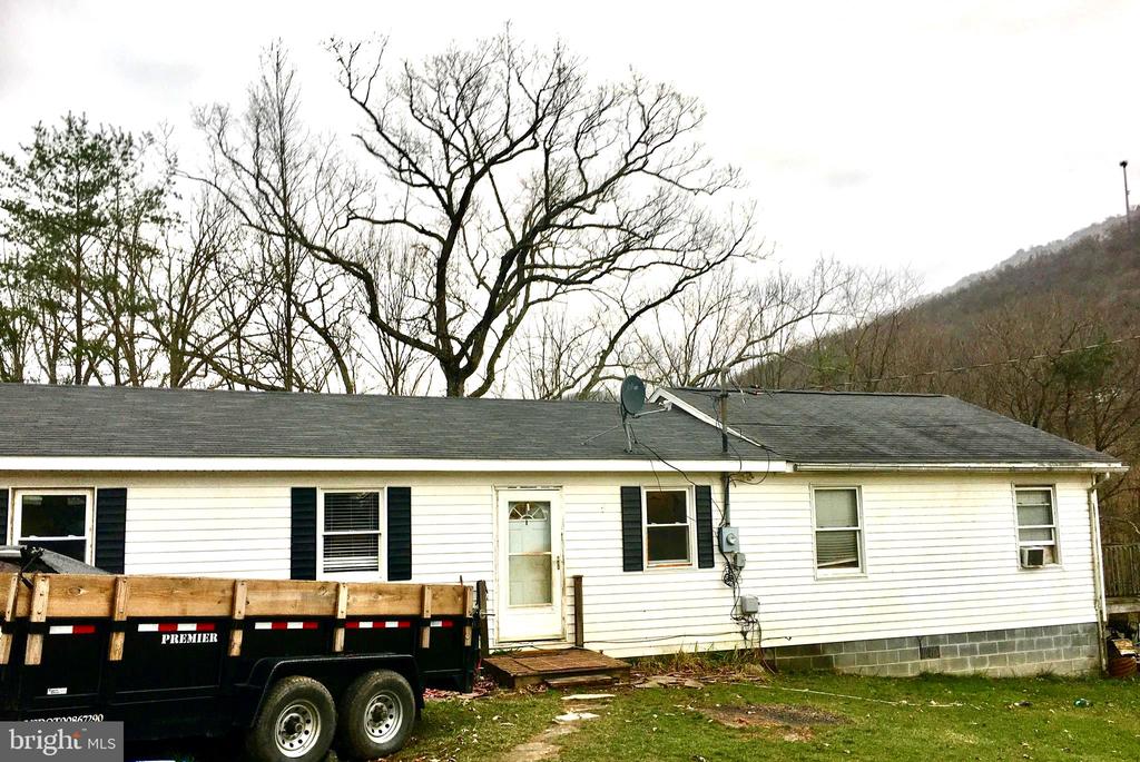 Cut Off Rd, Keyser, WV 26726