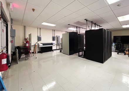 DATA room w/ fire suppression