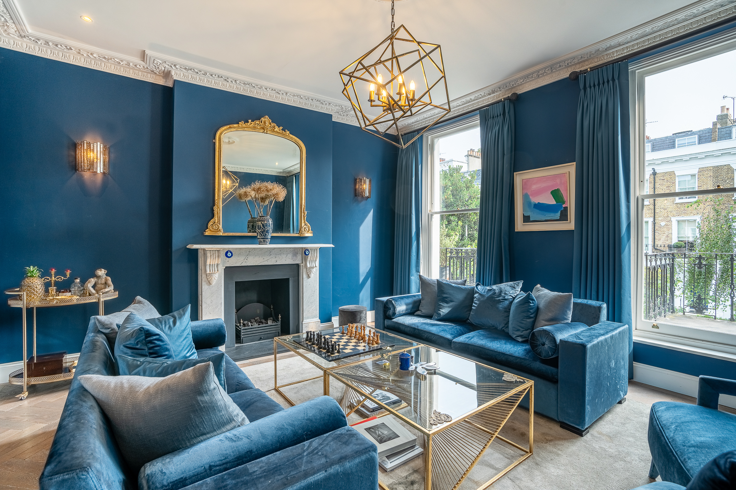 Outstanding recently refurbished family home in Chelsea