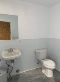 3335 Conrad Rd bathroom