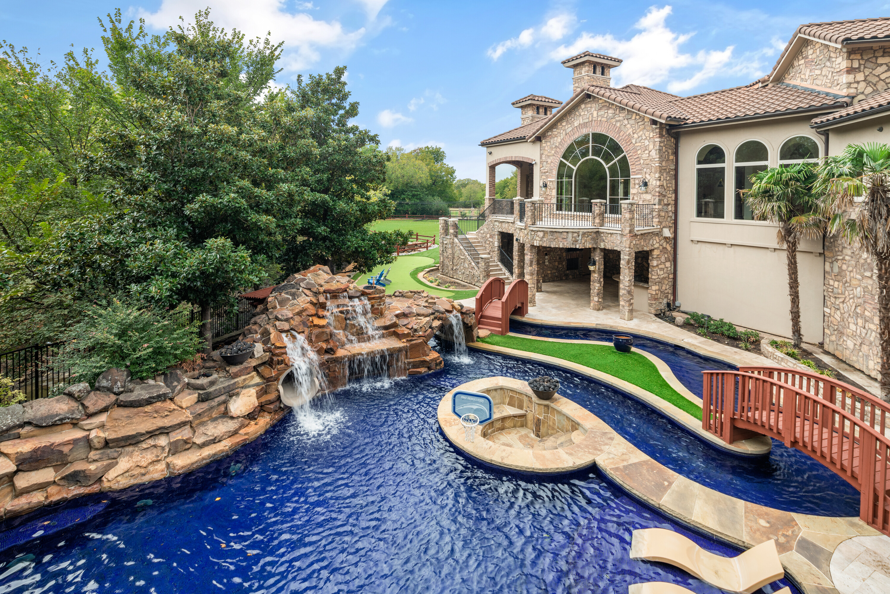 Frisco Stonebriar Creek Estate - Country Living in the City