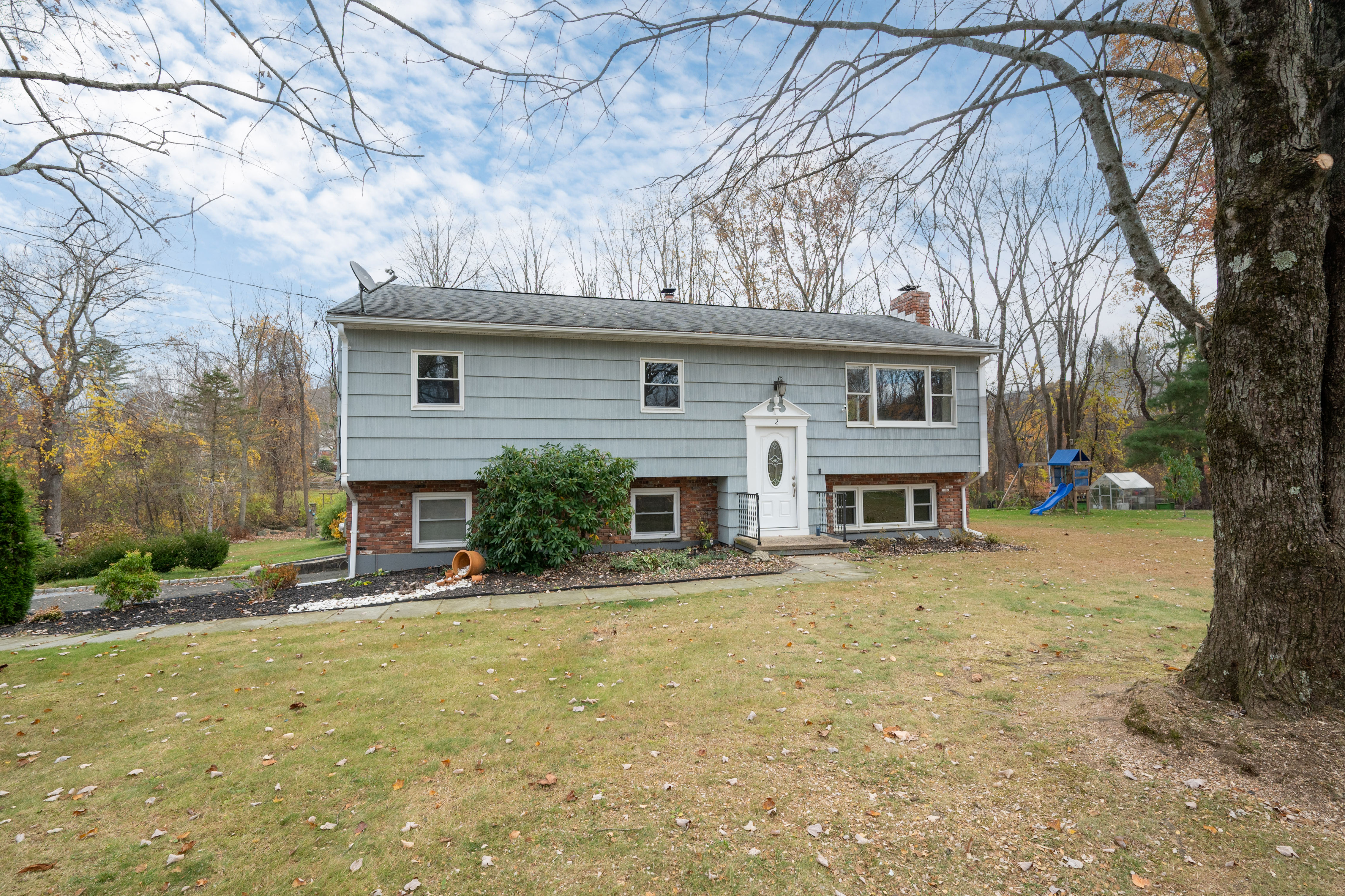 Lovely Home on the New York State Border