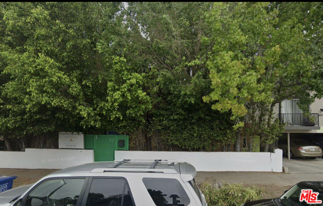 Alfred St, Los Angeles, CA 90069 #1