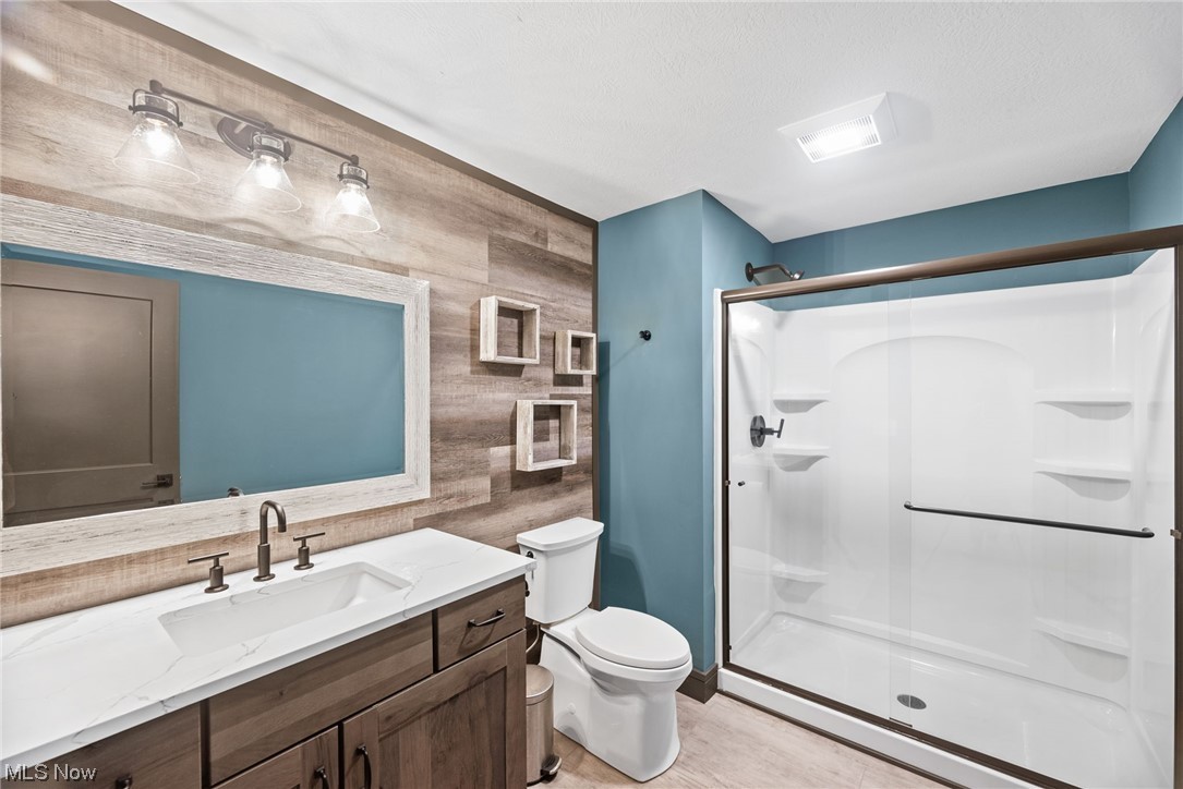 36470 Maplegrove Rd, Willoughby Hills, OH 44094