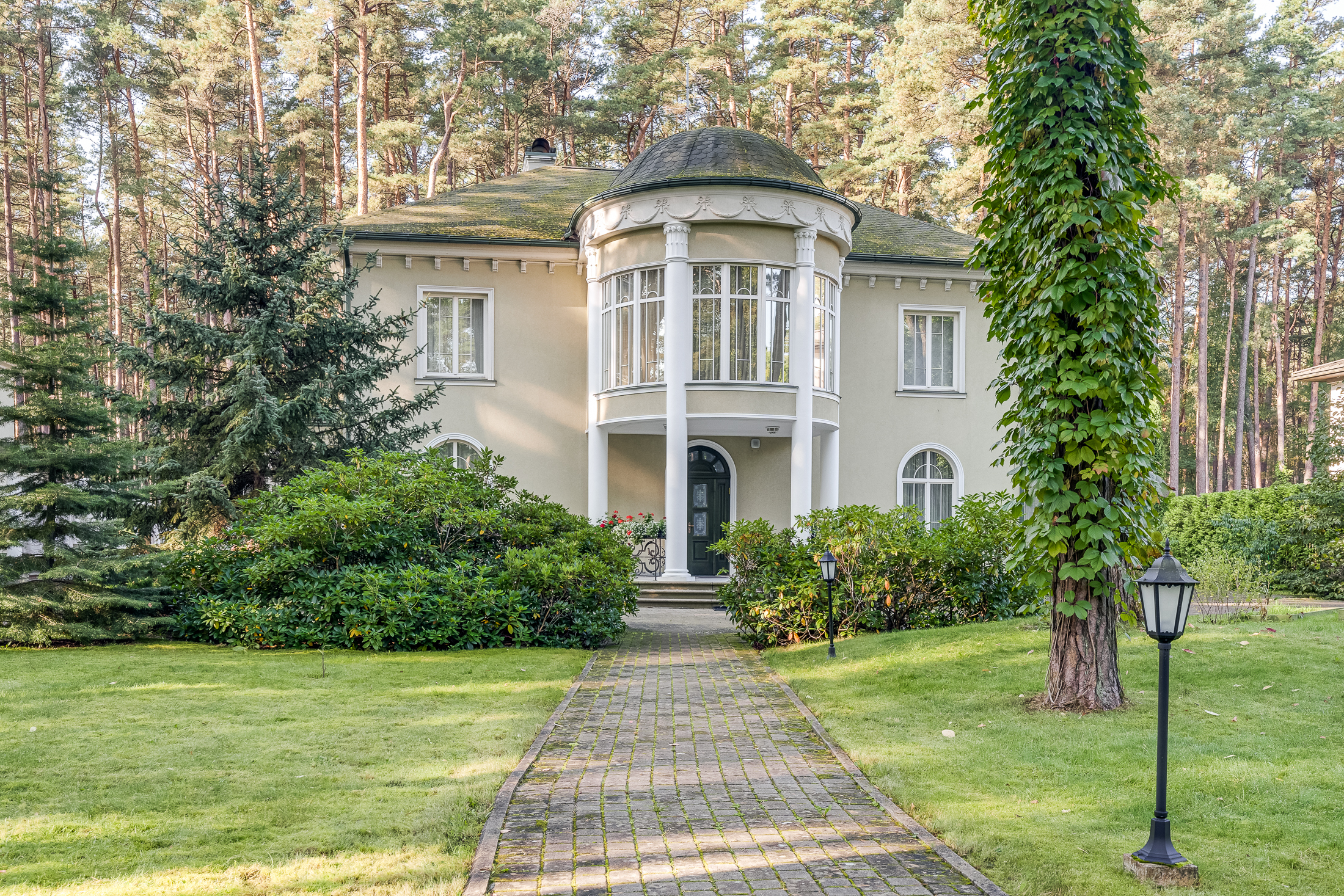 Classic style hpuse in Jurmala nearby the sea