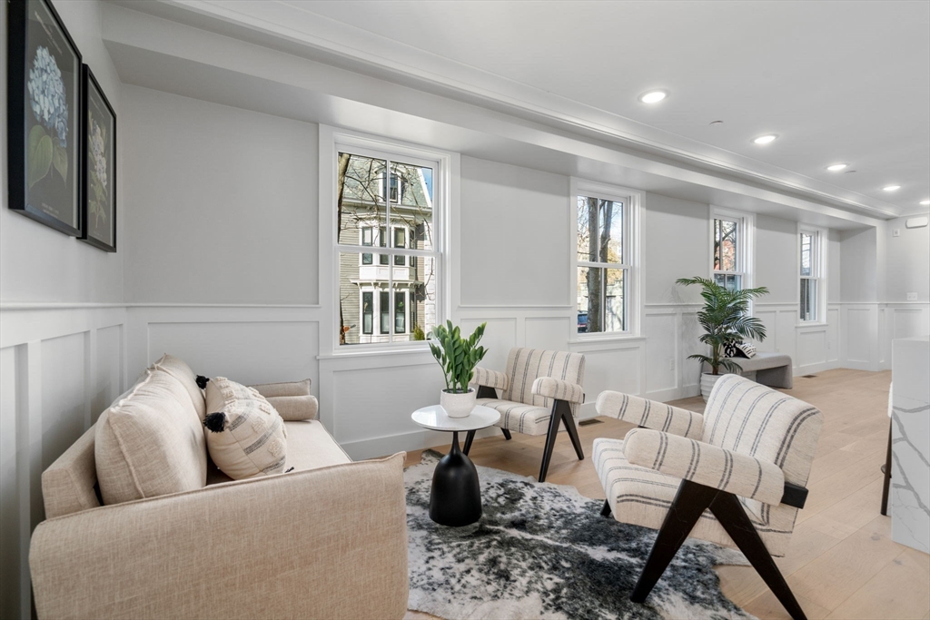 7 Aldersey St, Somerville, MA 02143