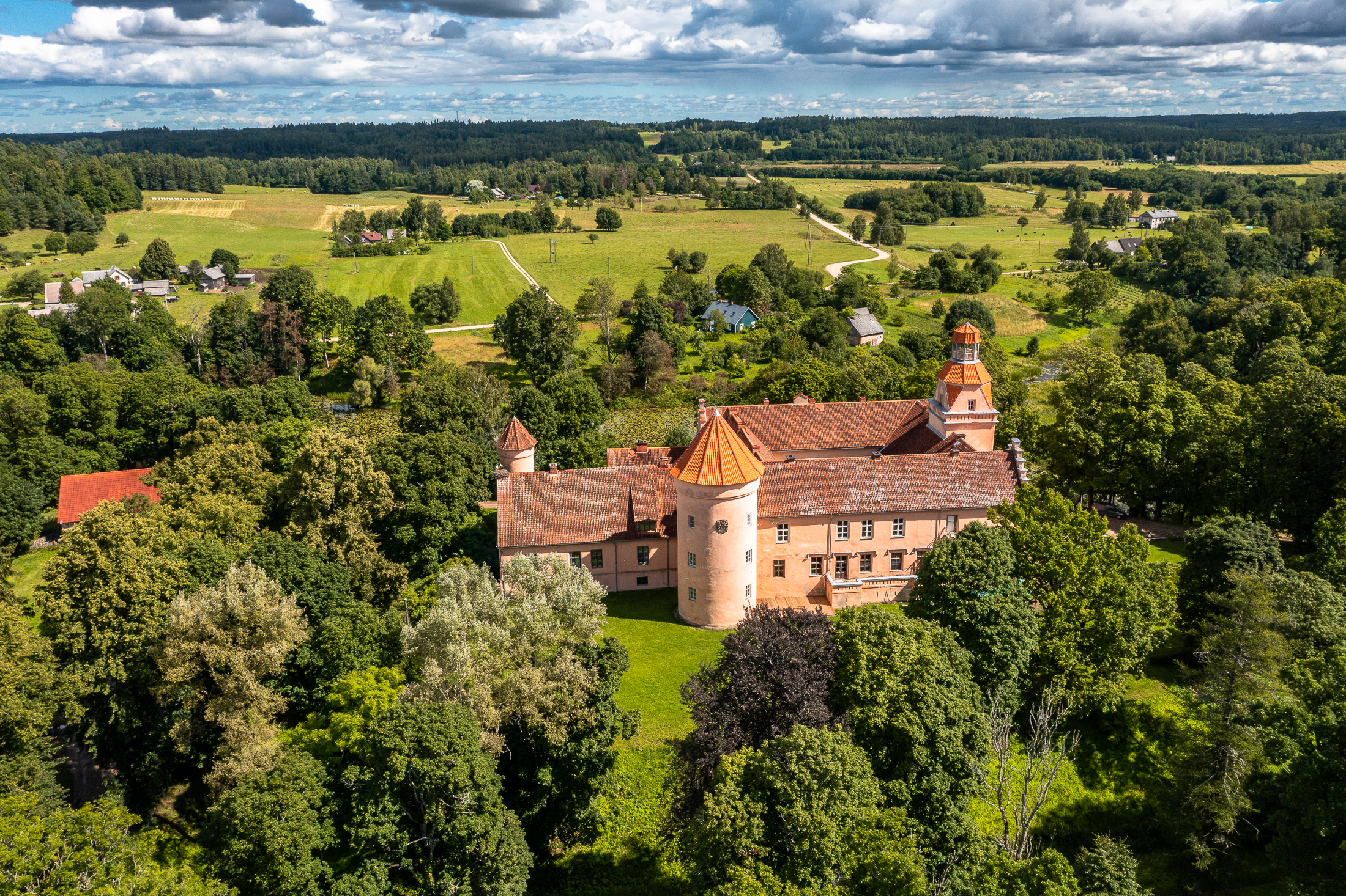 Edoles Castle