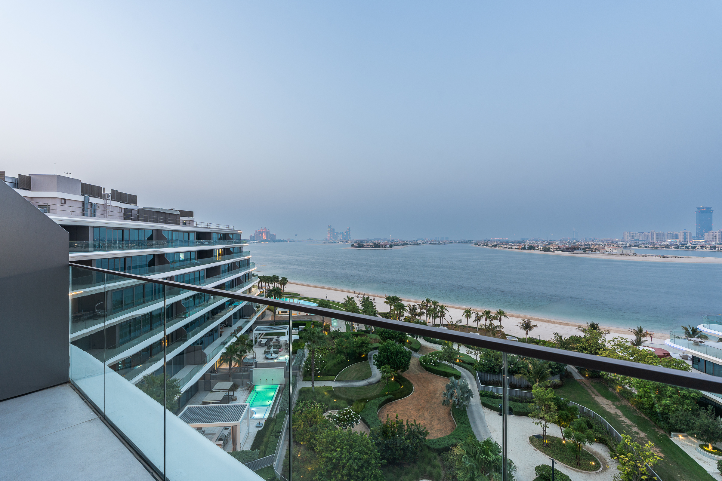 Luxury apartment on Palm Jumeirah