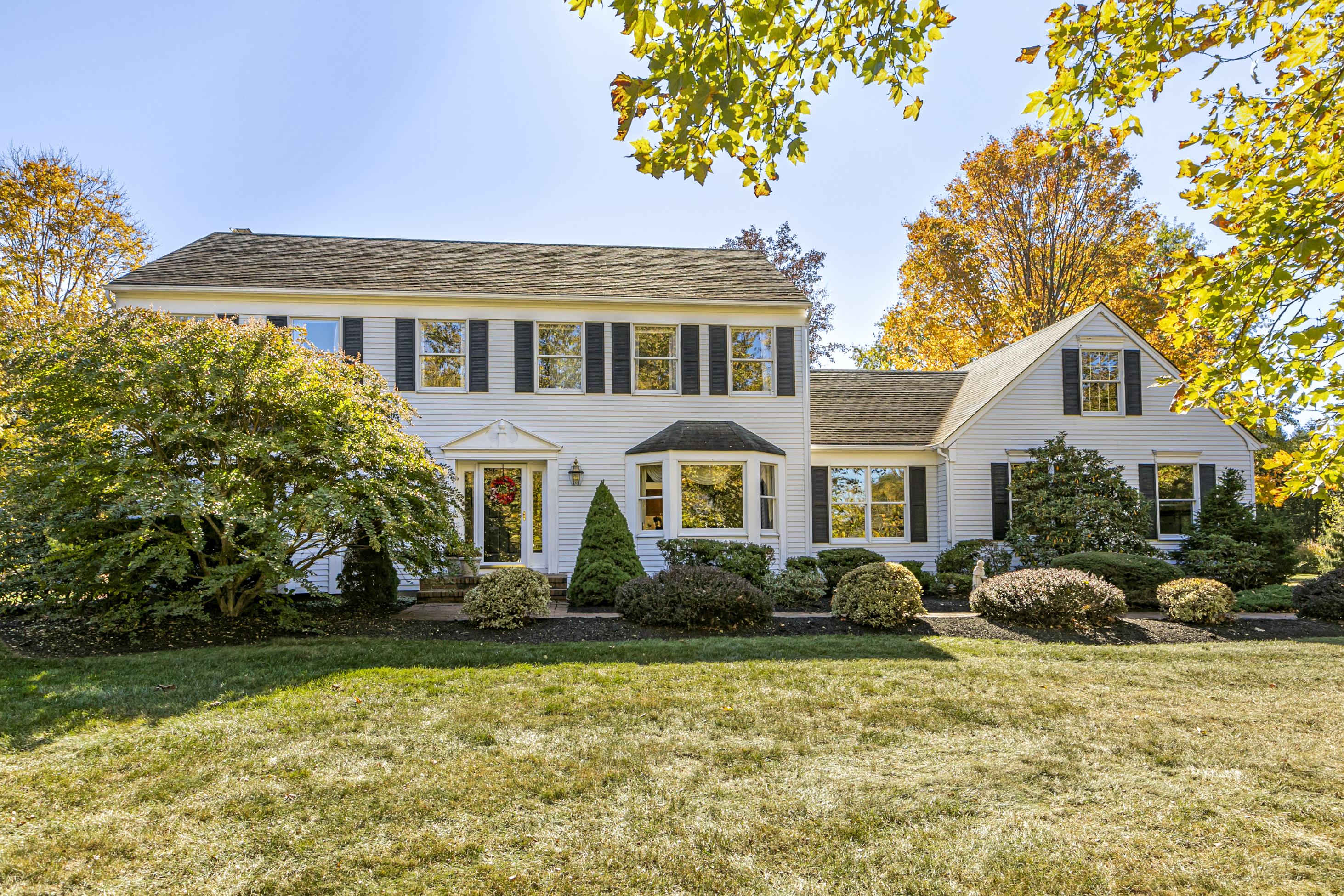 Beautifully Maintained in Williamsburg Estates