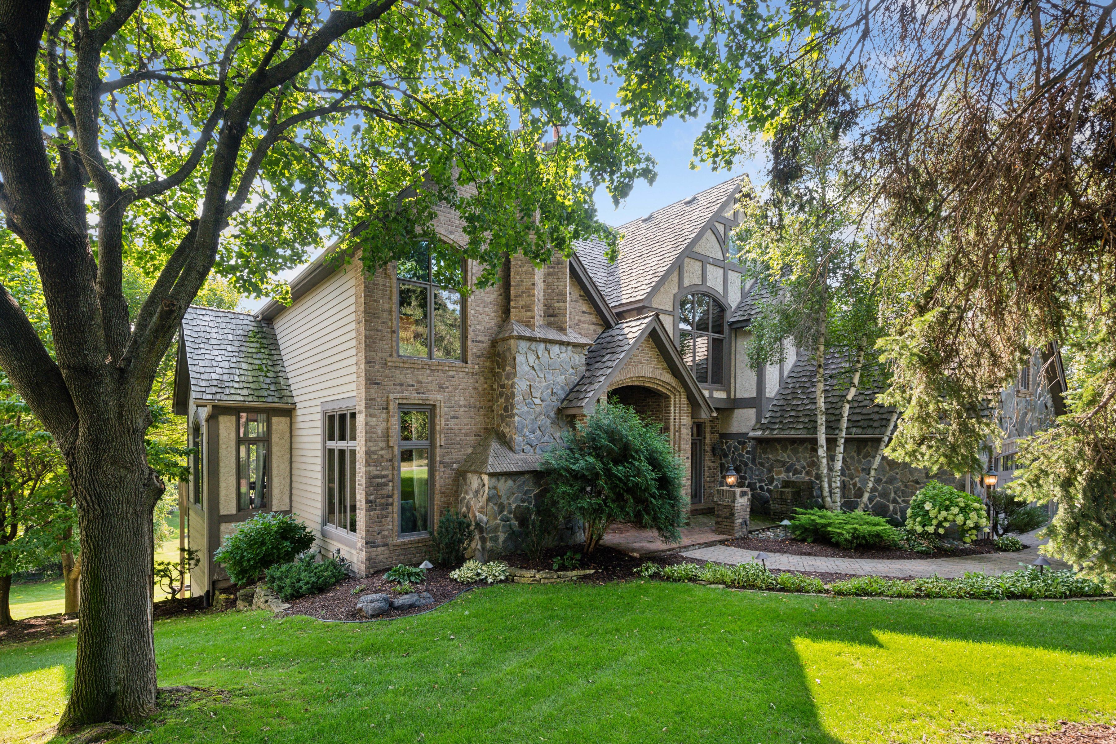 4717 Chantrey Place, Minnetonka, MN 55345