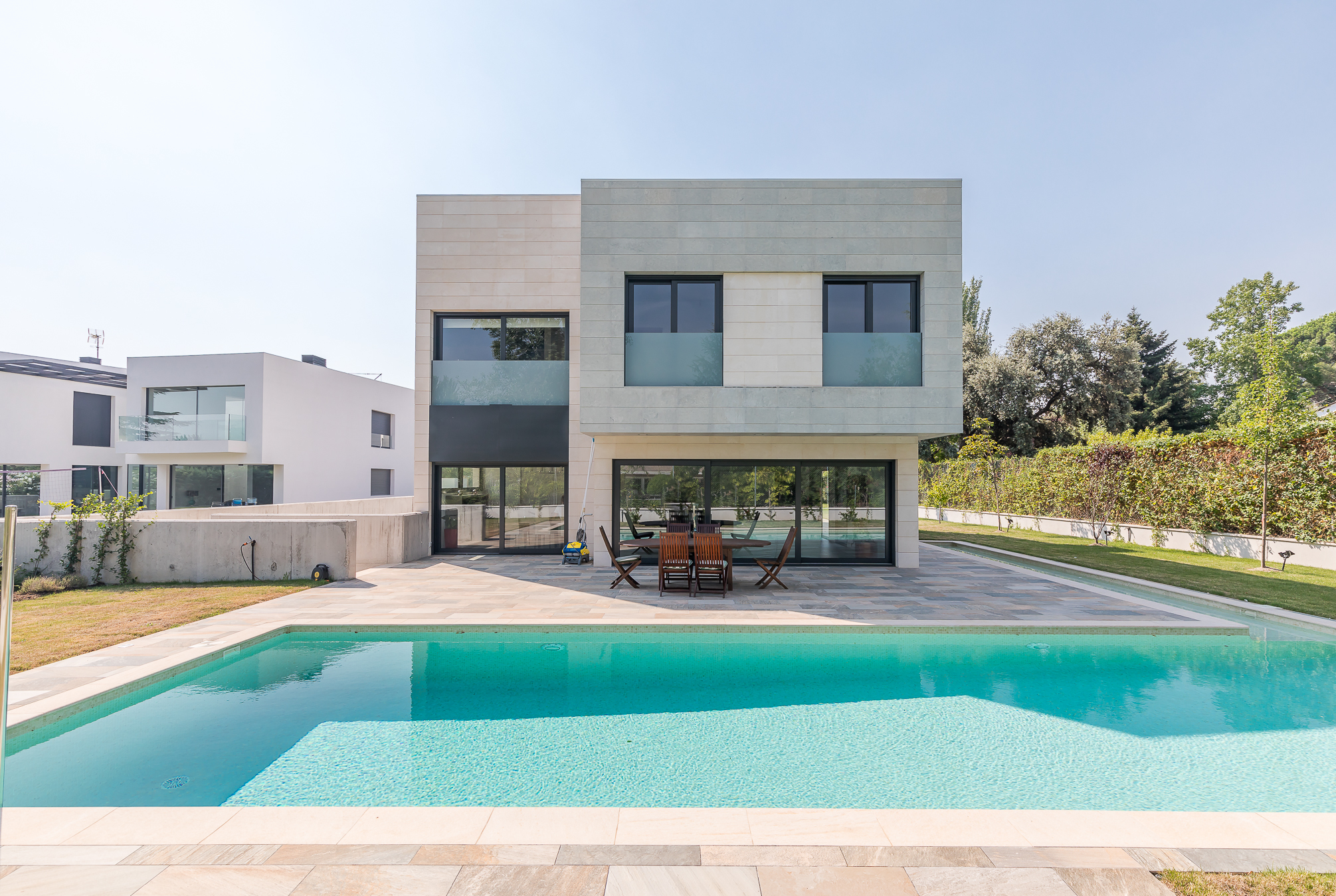 Pozuelo Luxury Villa with Pool