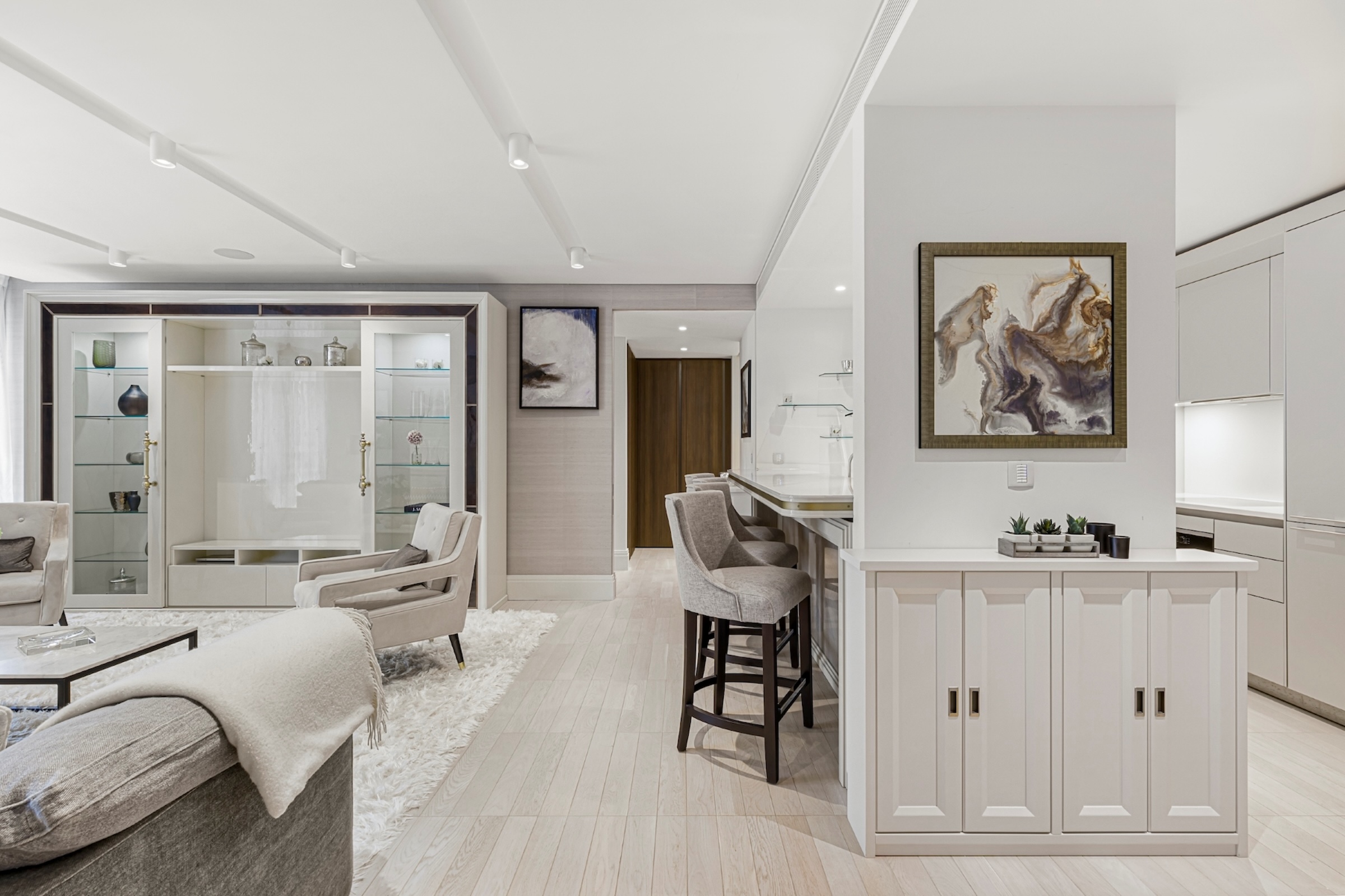 Beautiful two-bedroom apartment in Mayfair