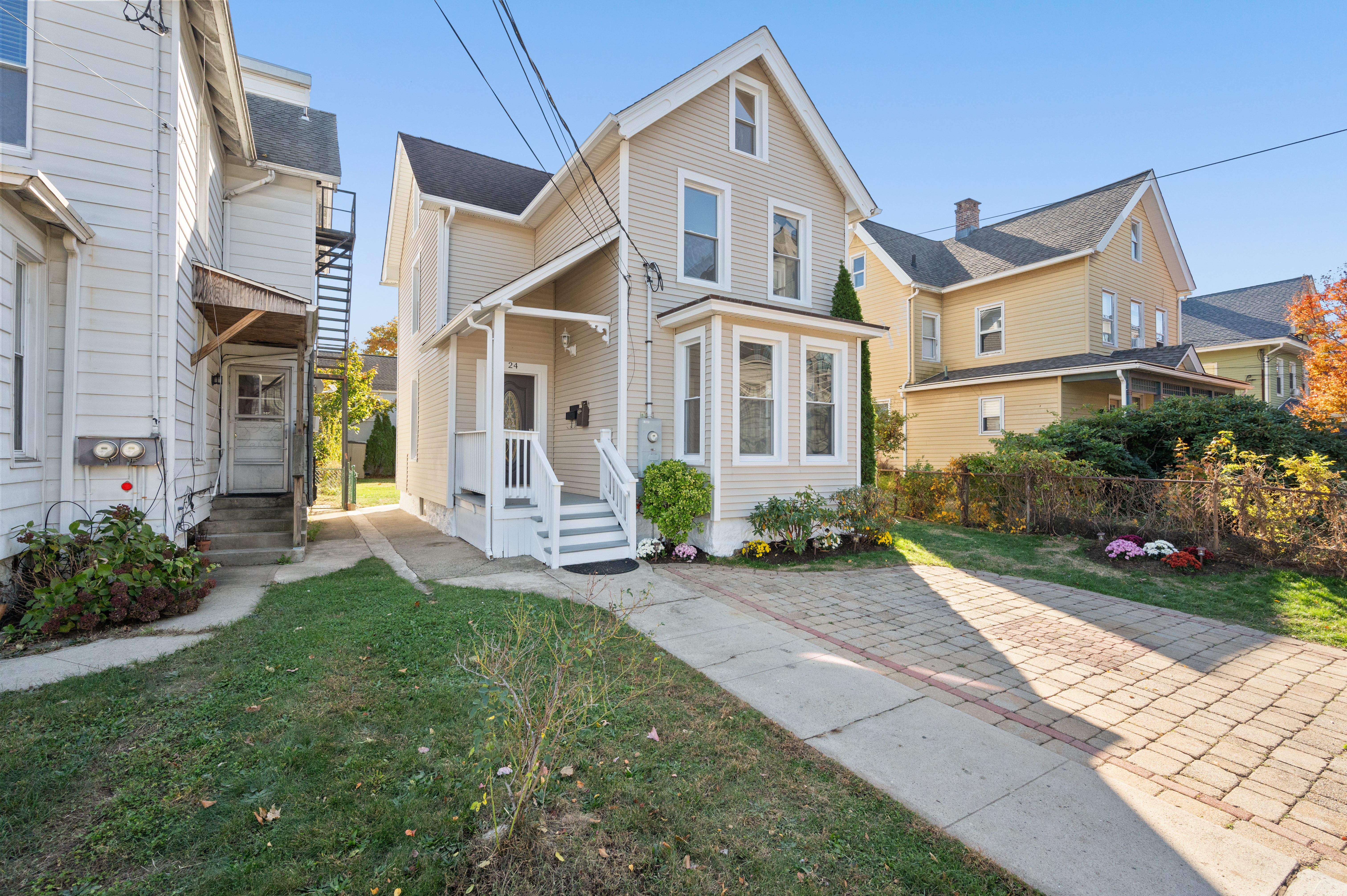 Sun-Drenched Colonial in East Norwalk