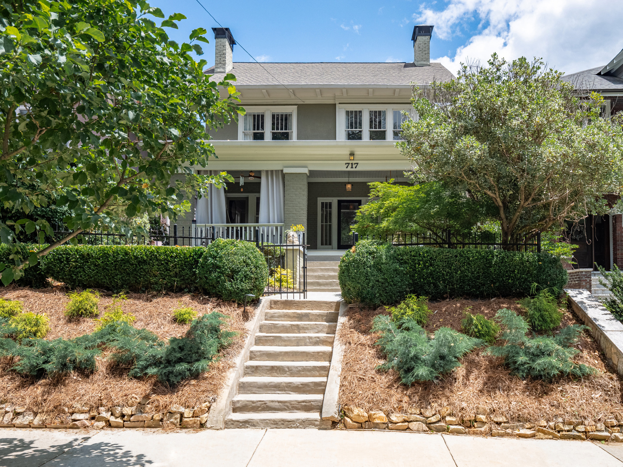 Stunning 1920's Craftsman-inspired Renovation