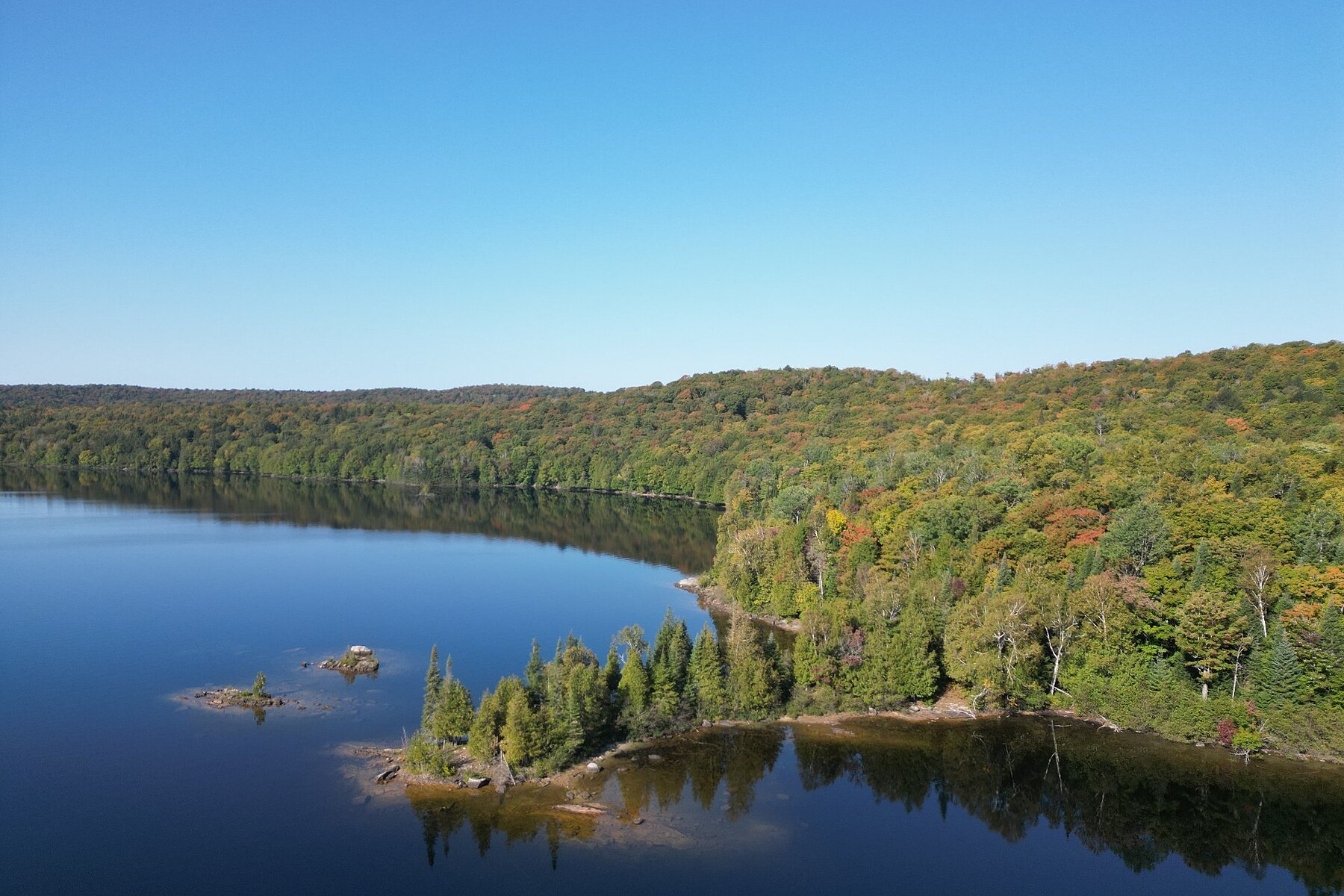 137 Acre Lot on Lac Labelle